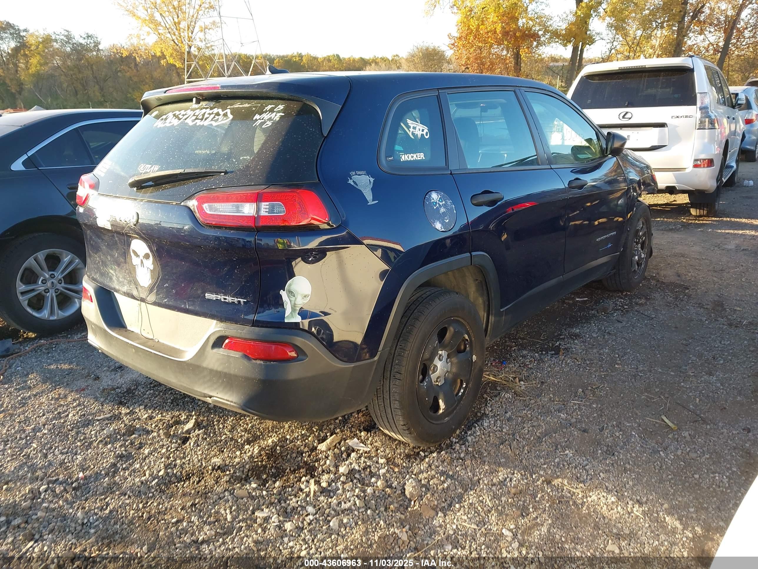 JEEP CHEROKEE image 4