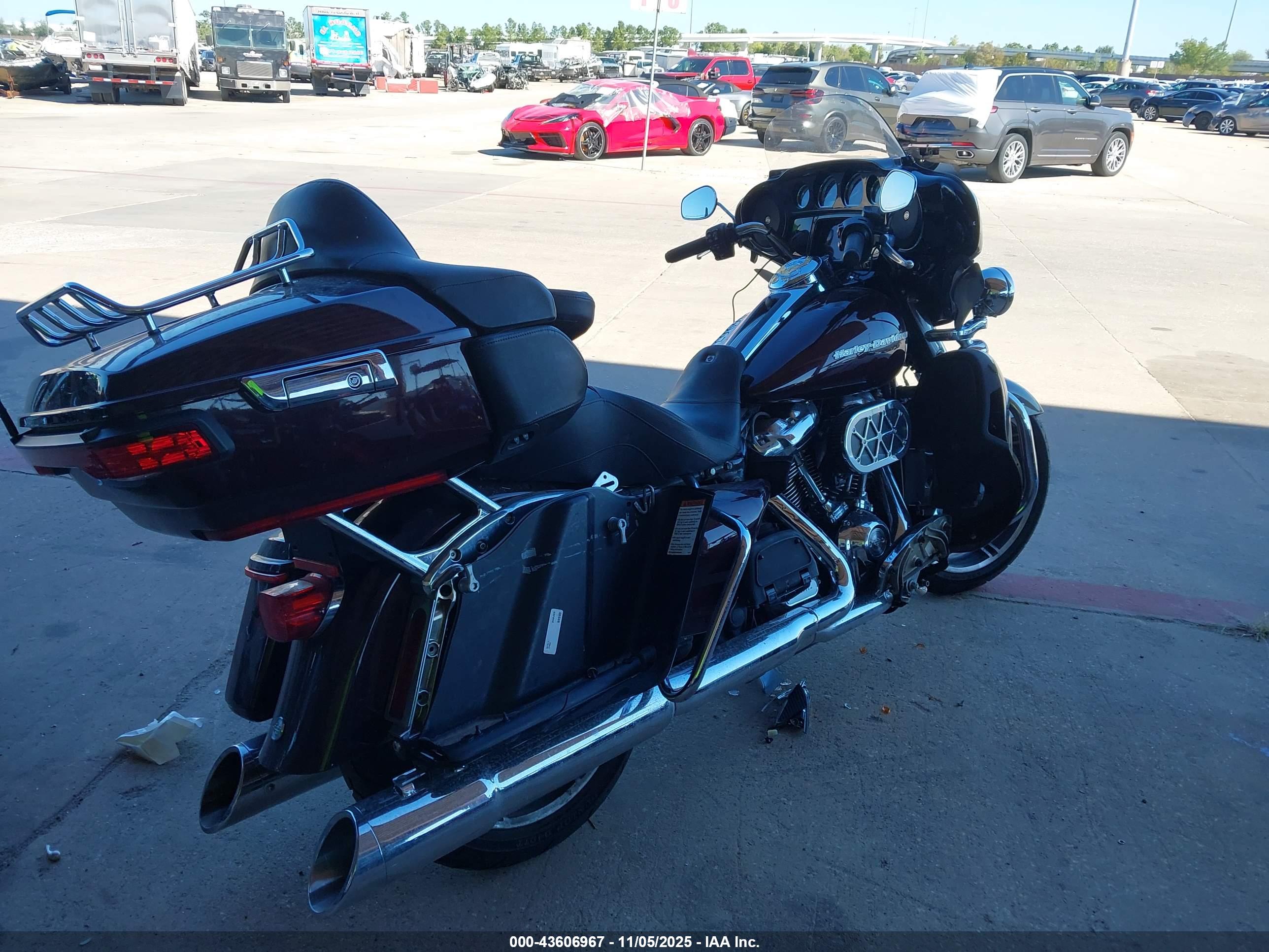 HARLEY-DAVIDSON FLHTK image 4