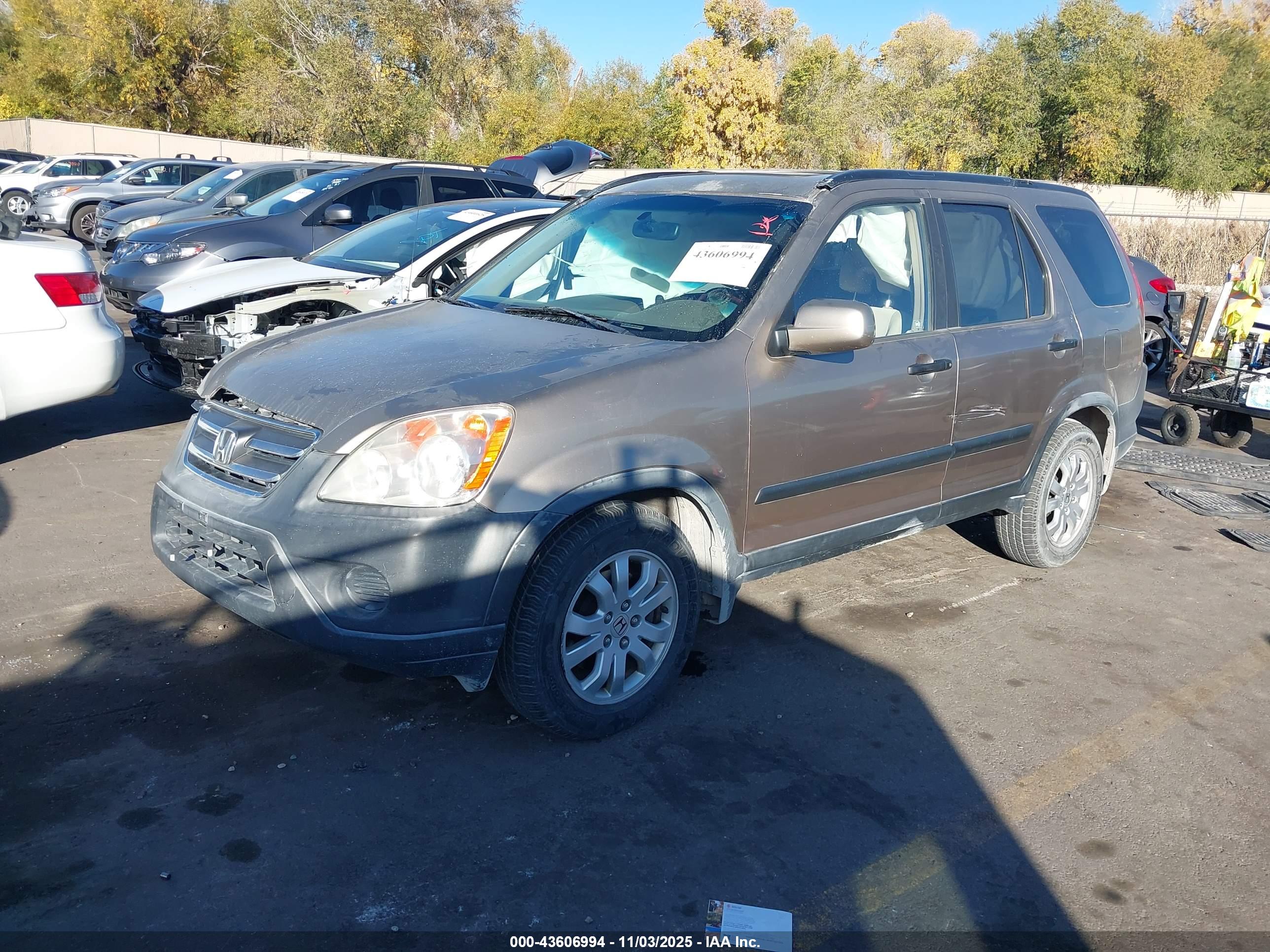 HONDA CR-V image 2