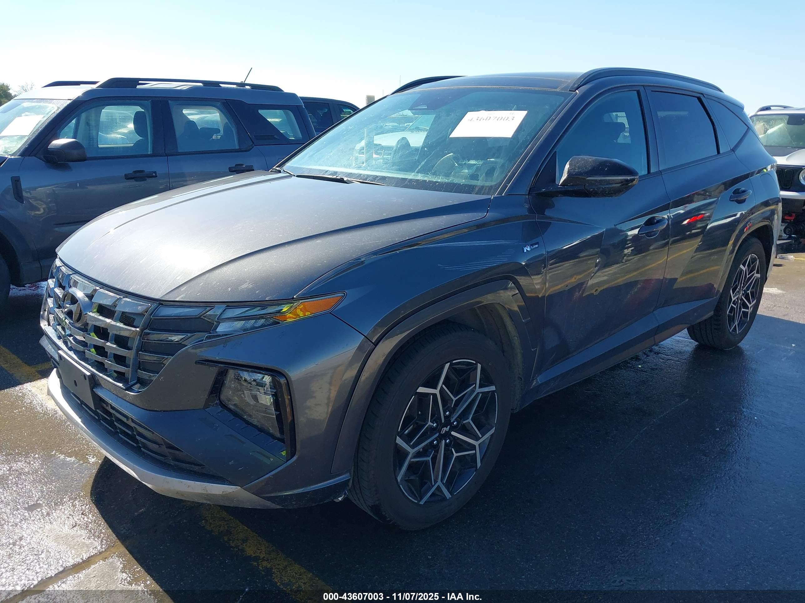 HYUNDAI TUCSON image 2