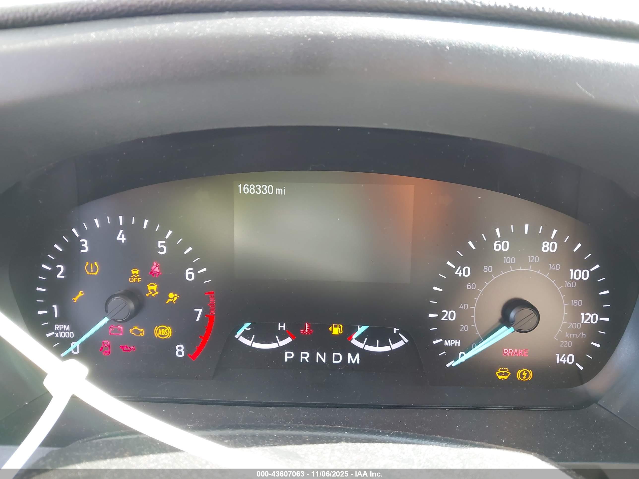 FORD EXPLORER image 7