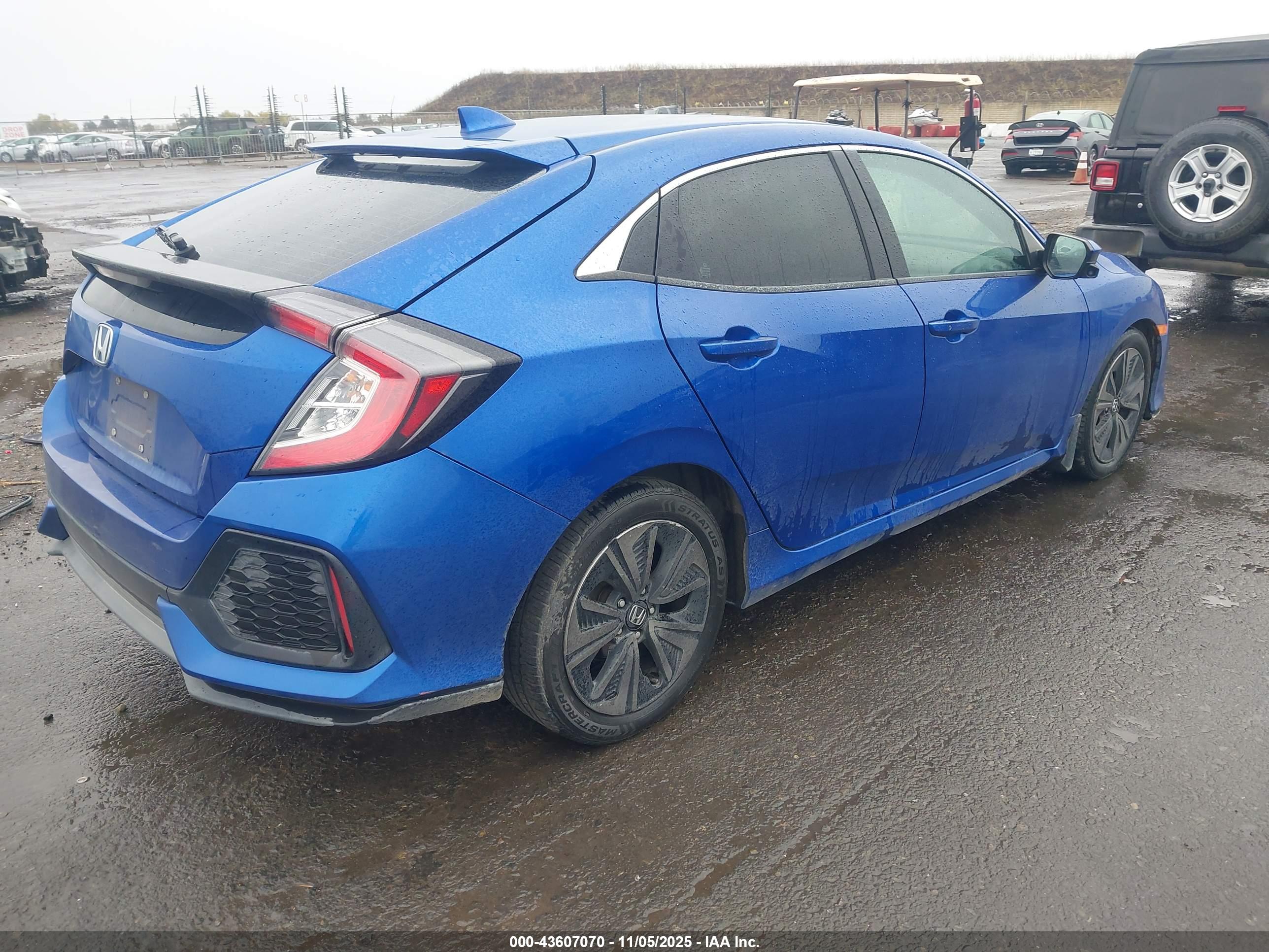 HONDA CIVIC image 4