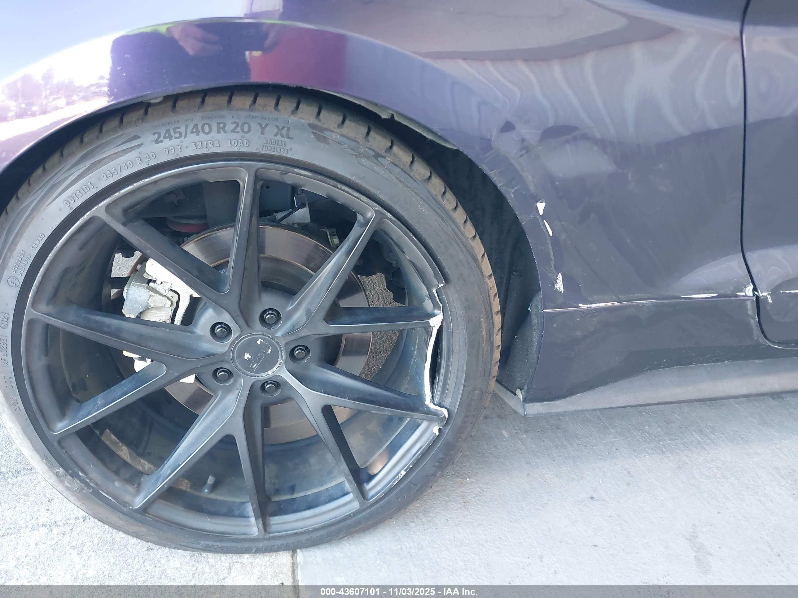 FORD MUSTANG image 6