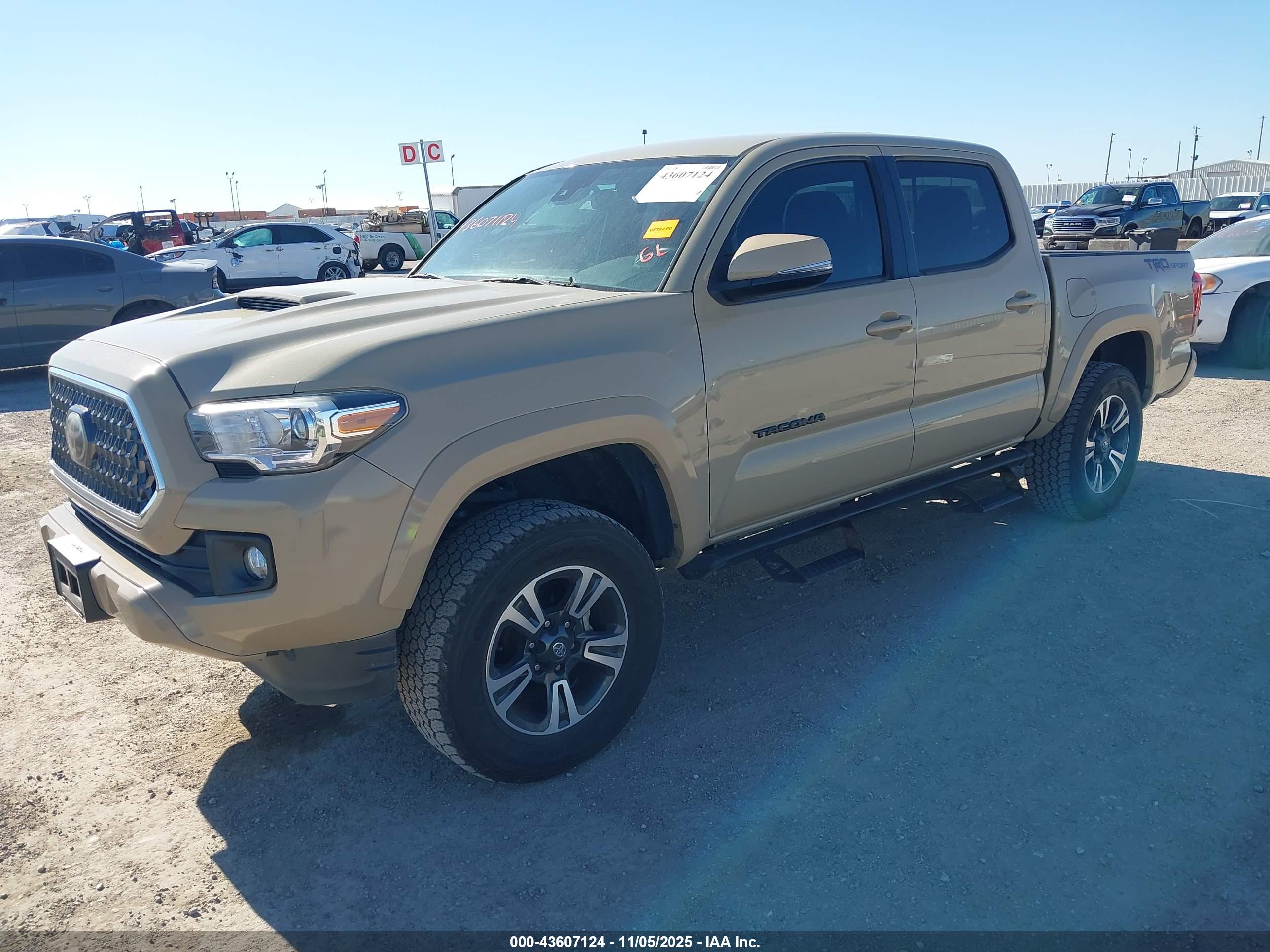 TOYOTA TACOMA image 2