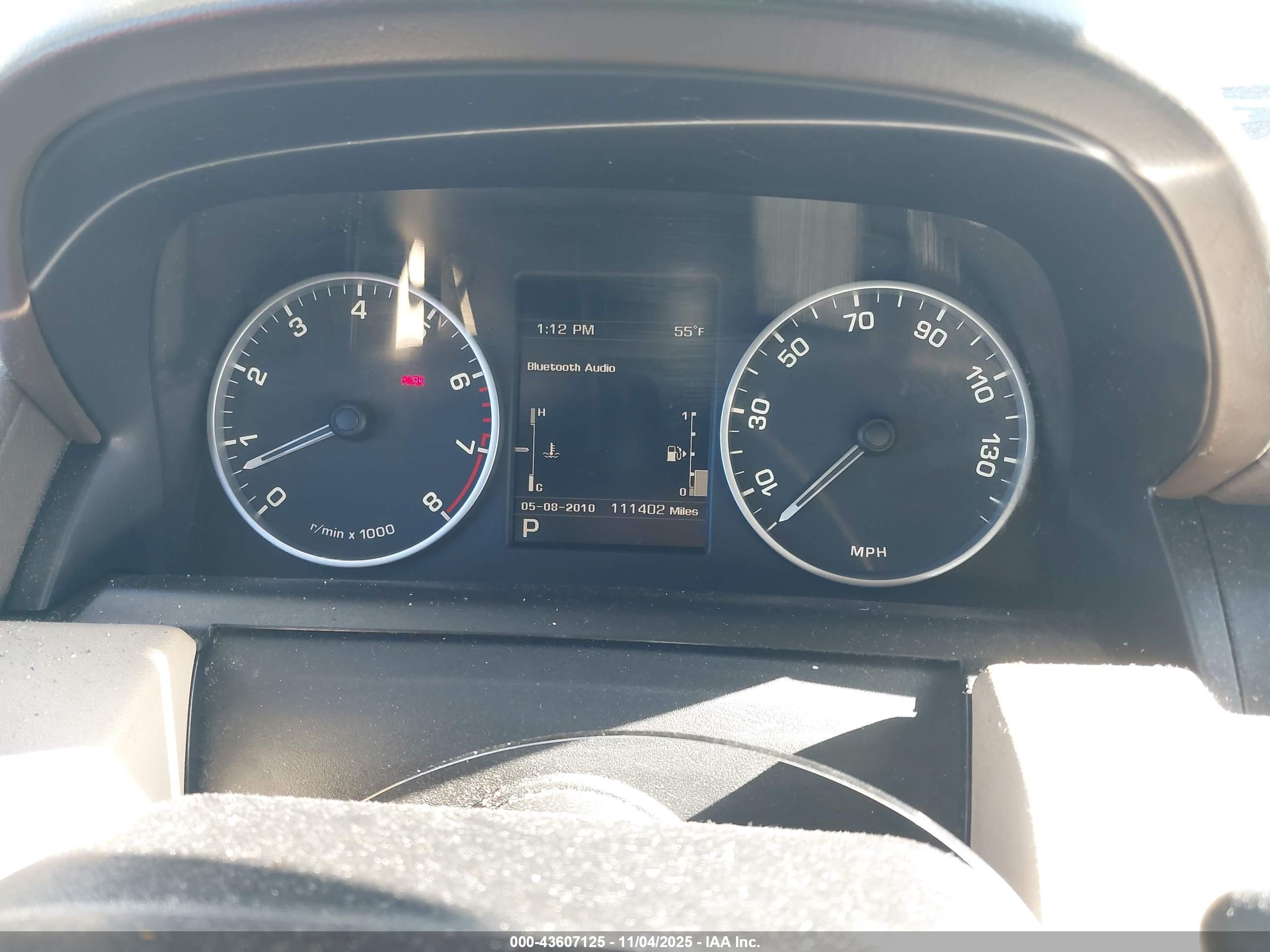LAND ROVER image 7