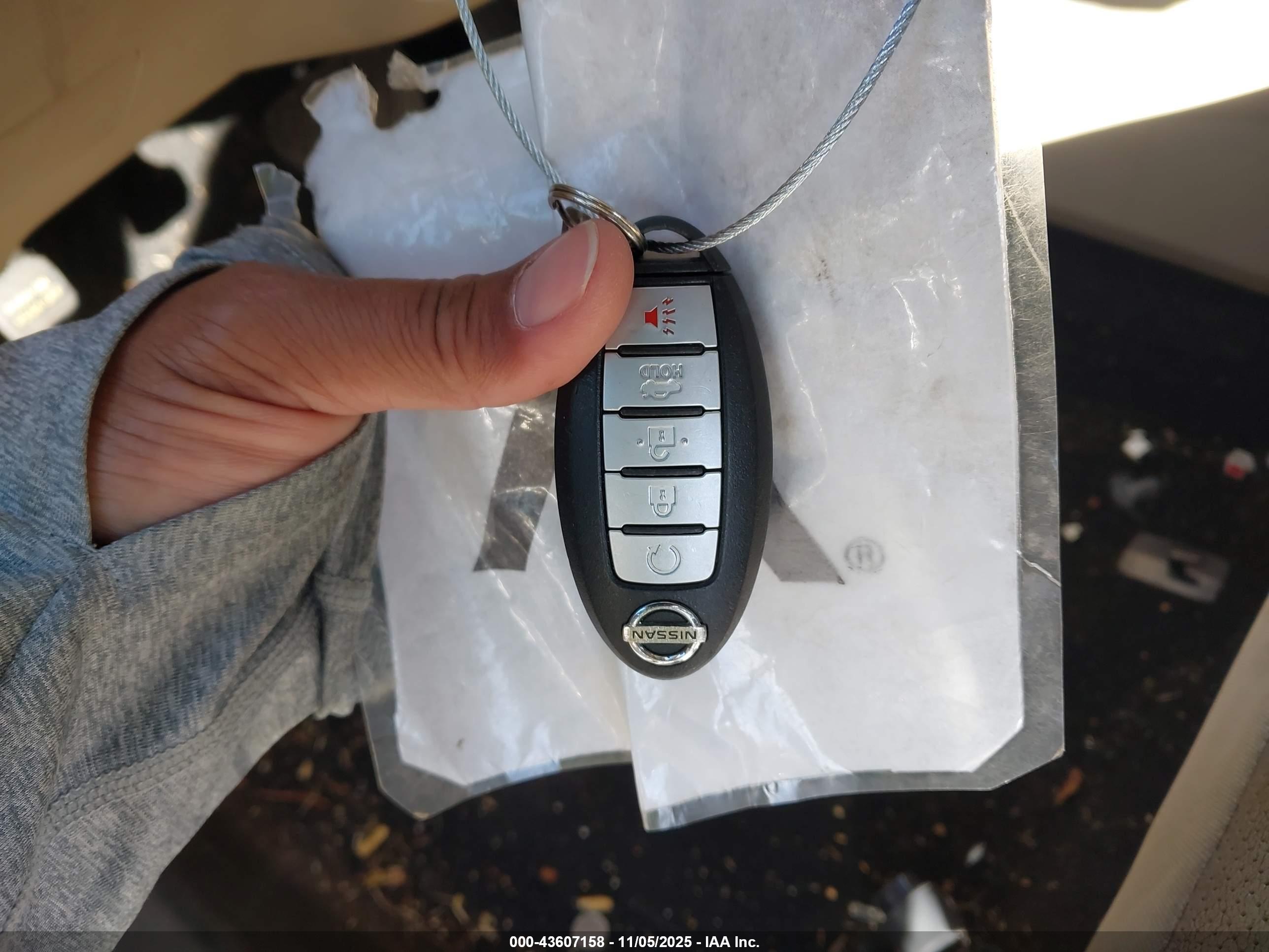 NISSAN ALTIMA image 11