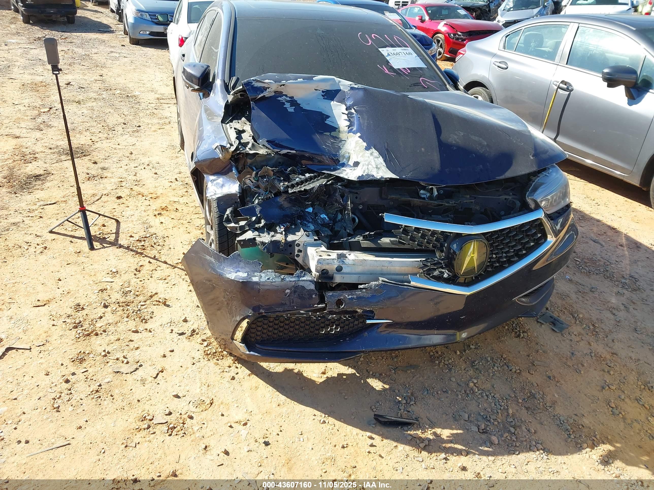 ACURA TLX image 6