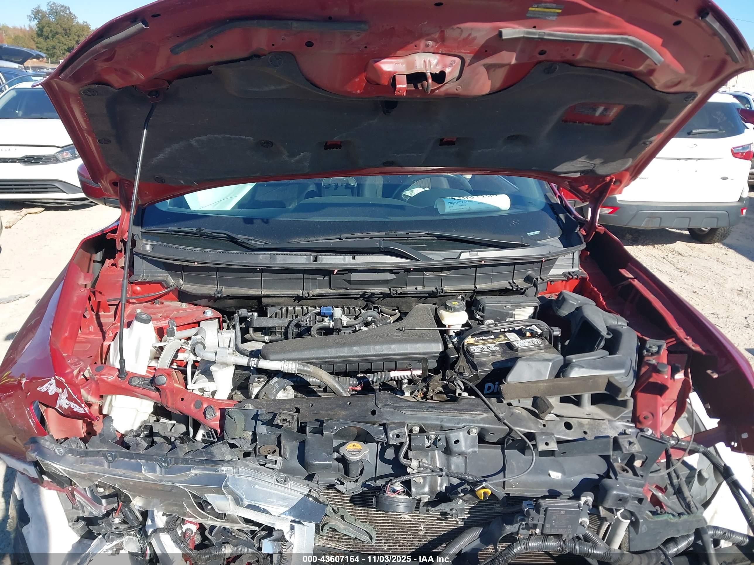 NISSAN ROGUE image 10