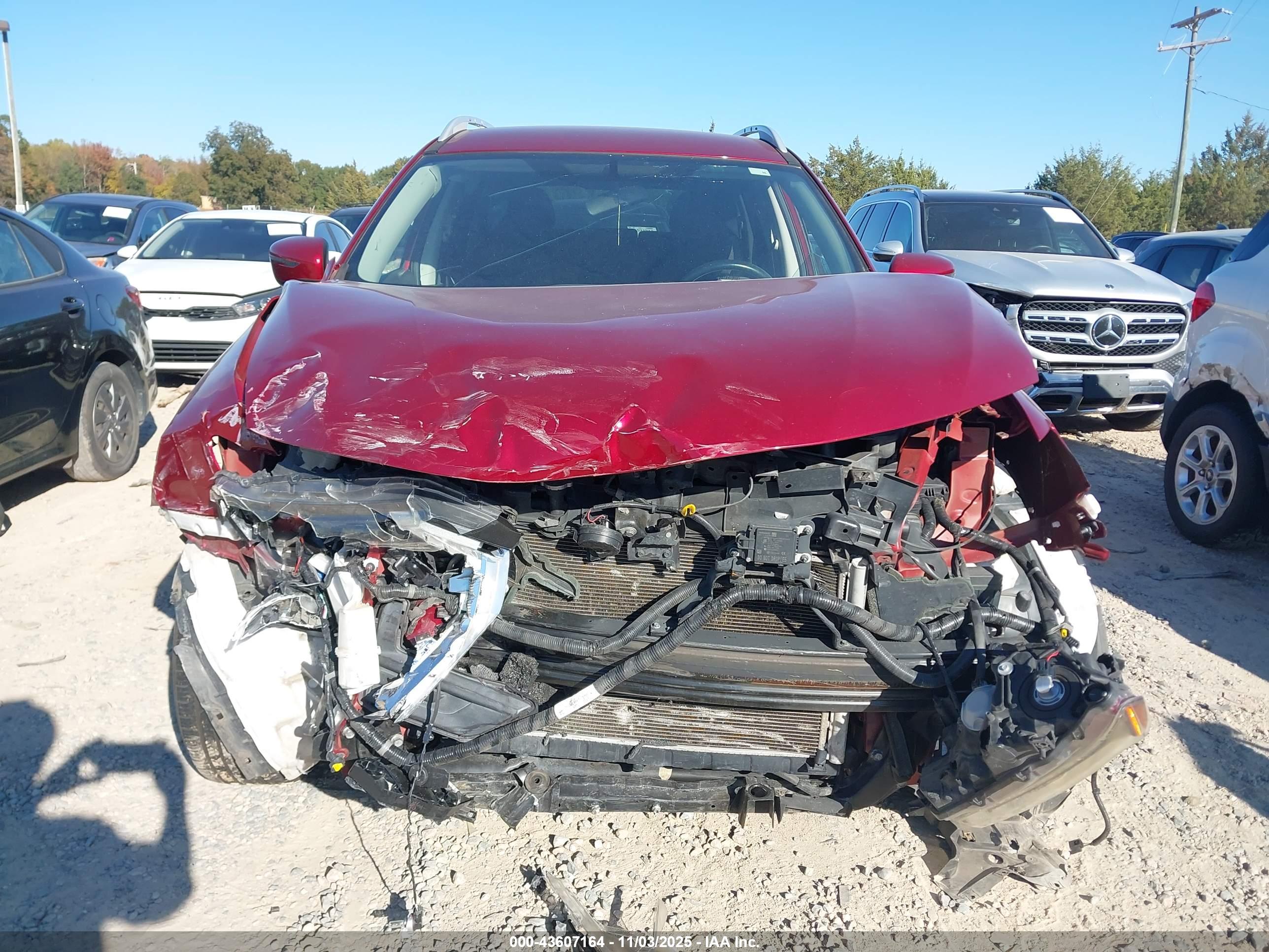NISSAN ROGUE image 6