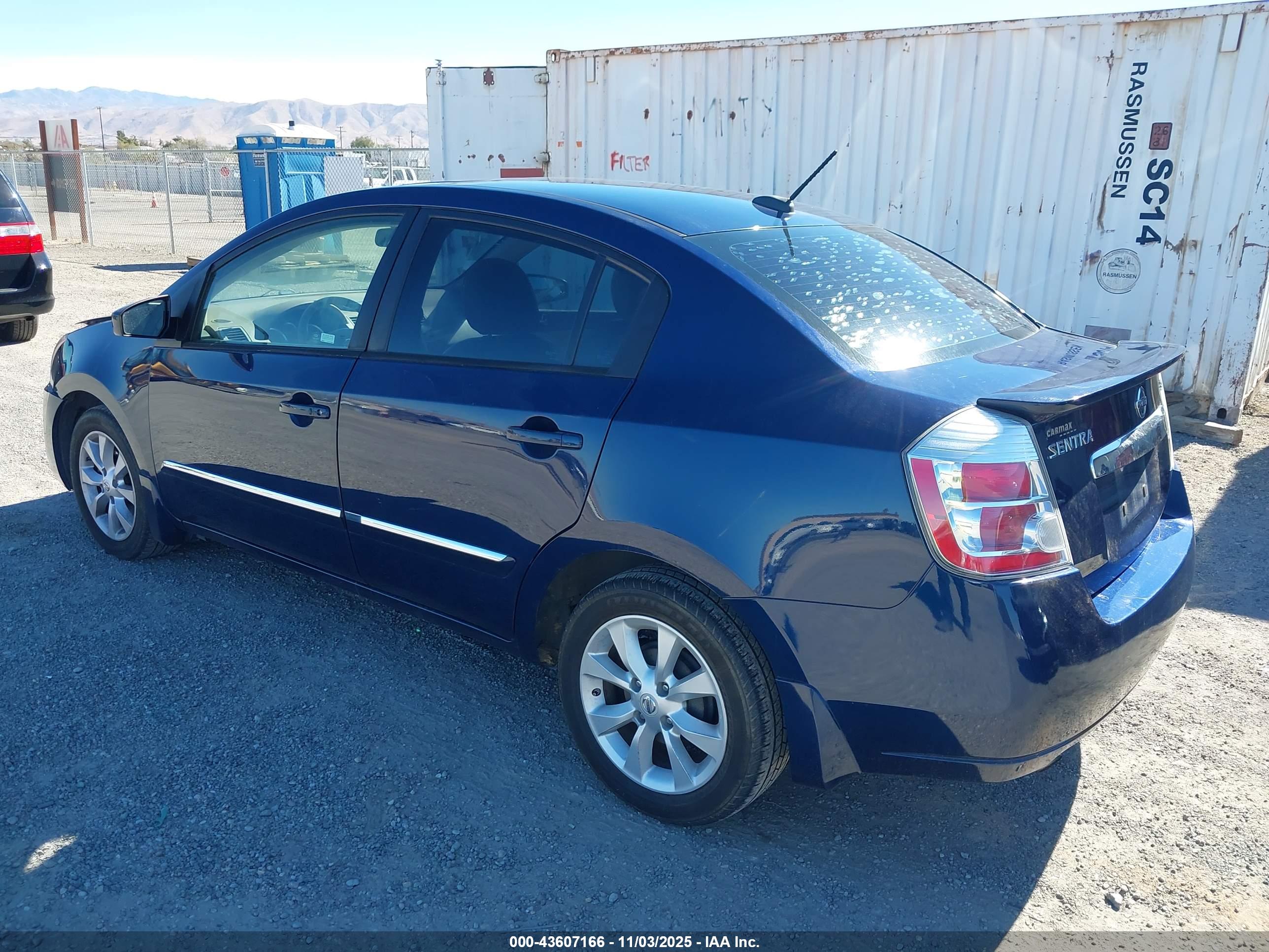 NISSAN SENTRA image 3