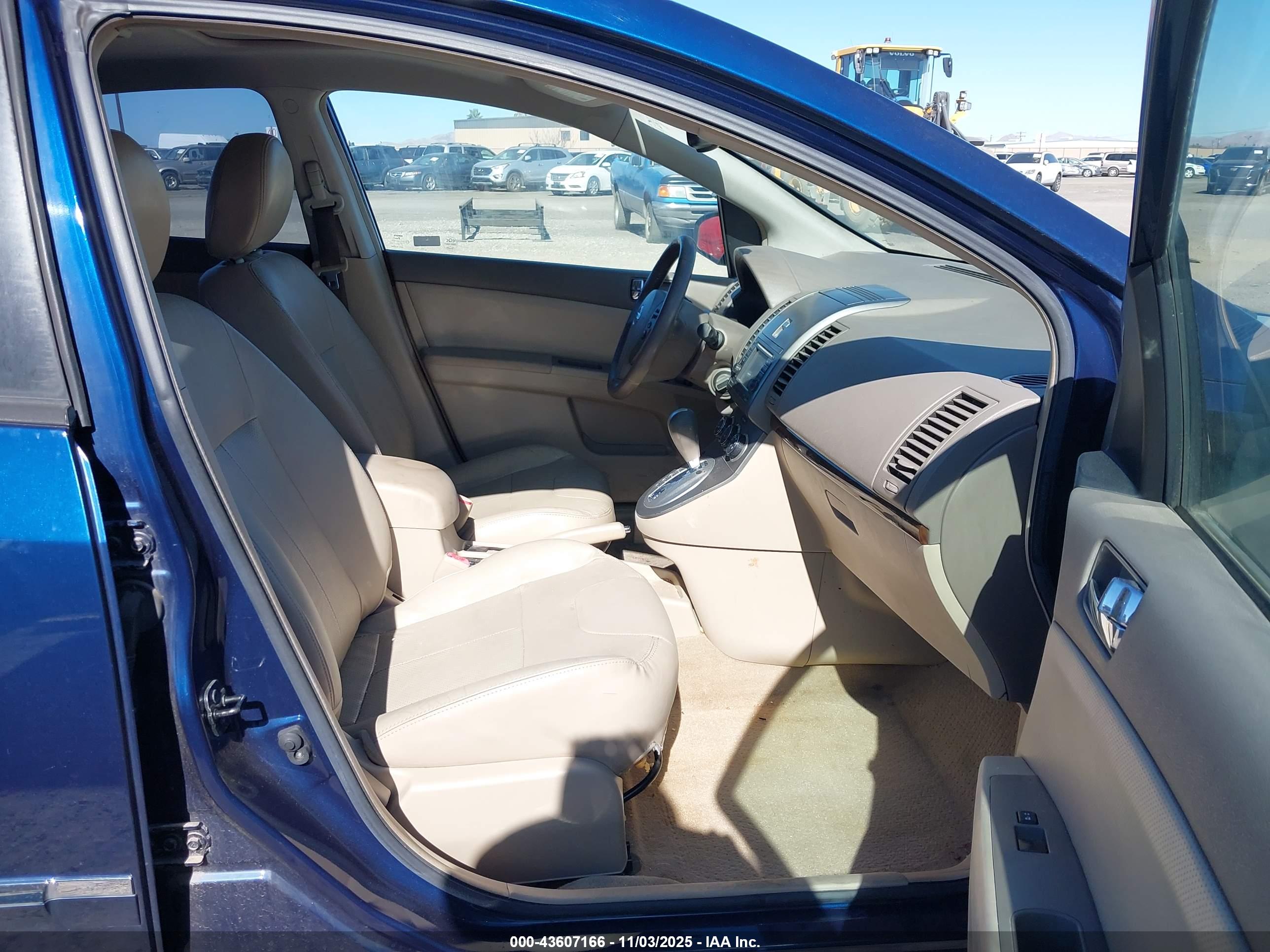 NISSAN SENTRA image 5