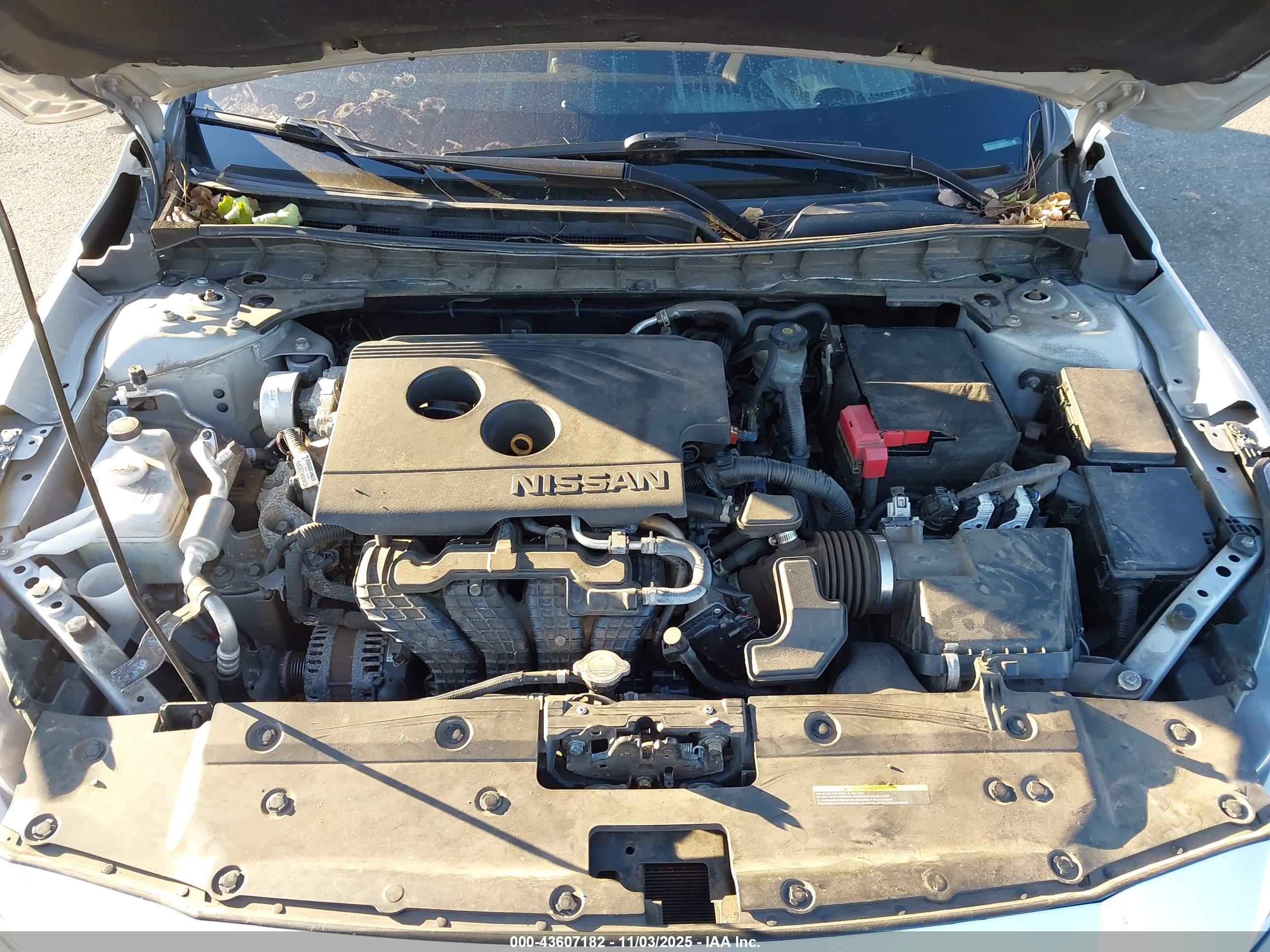 NISSAN ALTIMA image 10