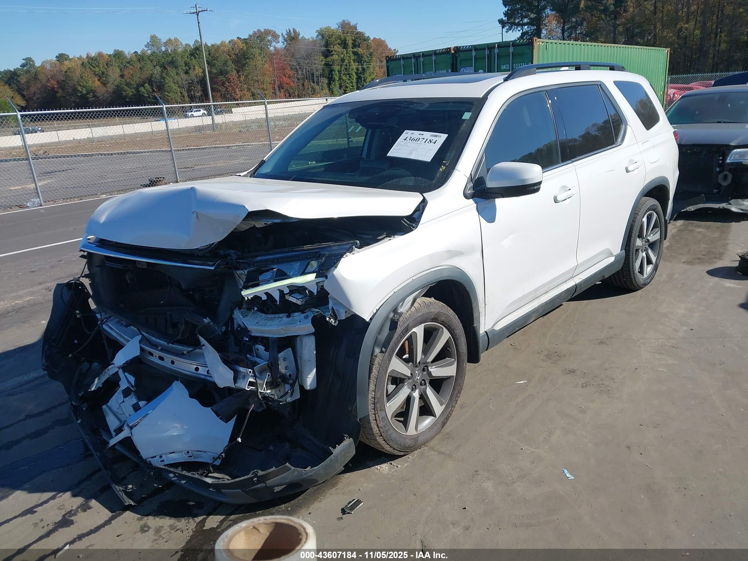 HONDA PILOT image 2