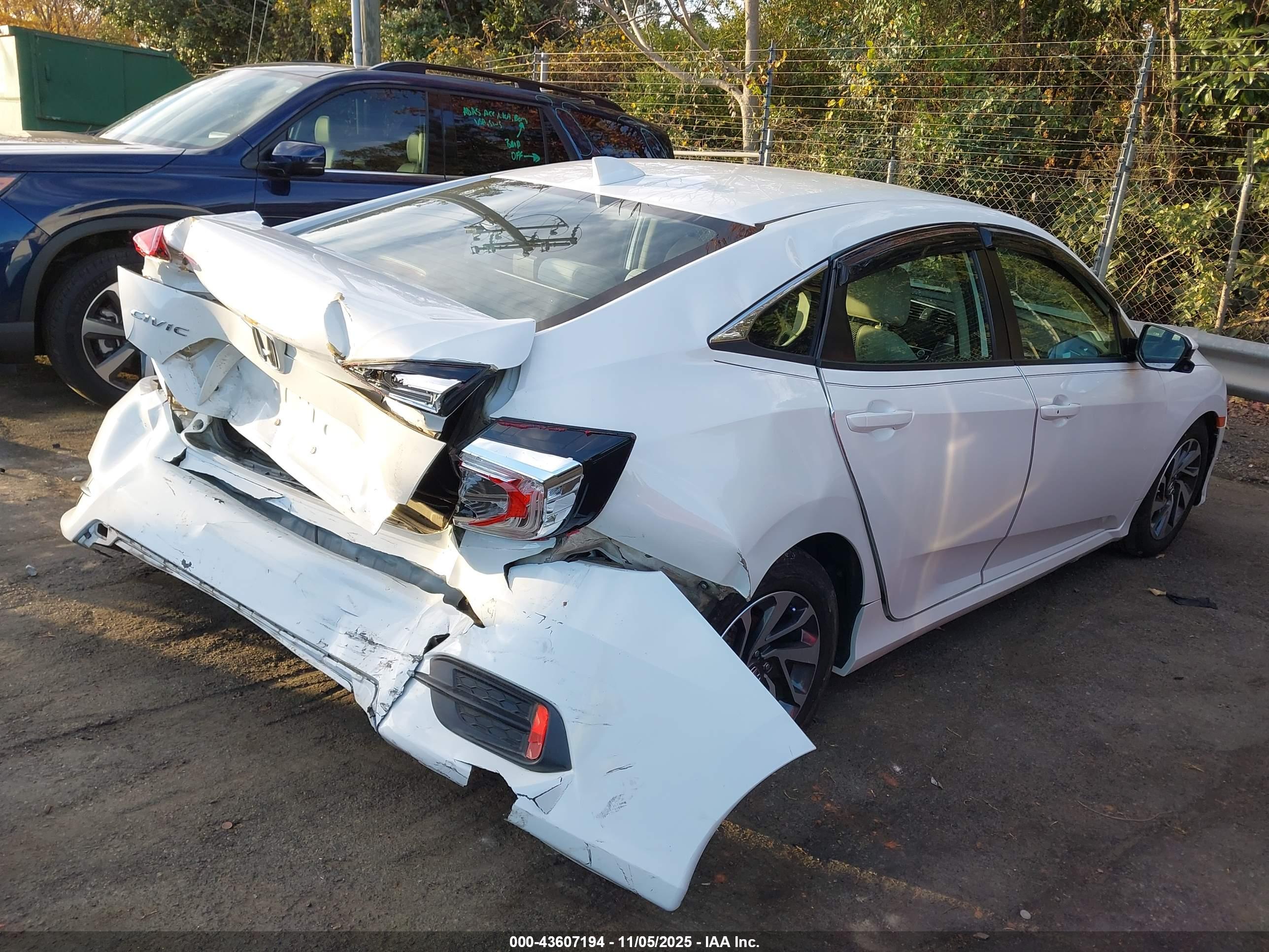 HONDA CIVIC image 4