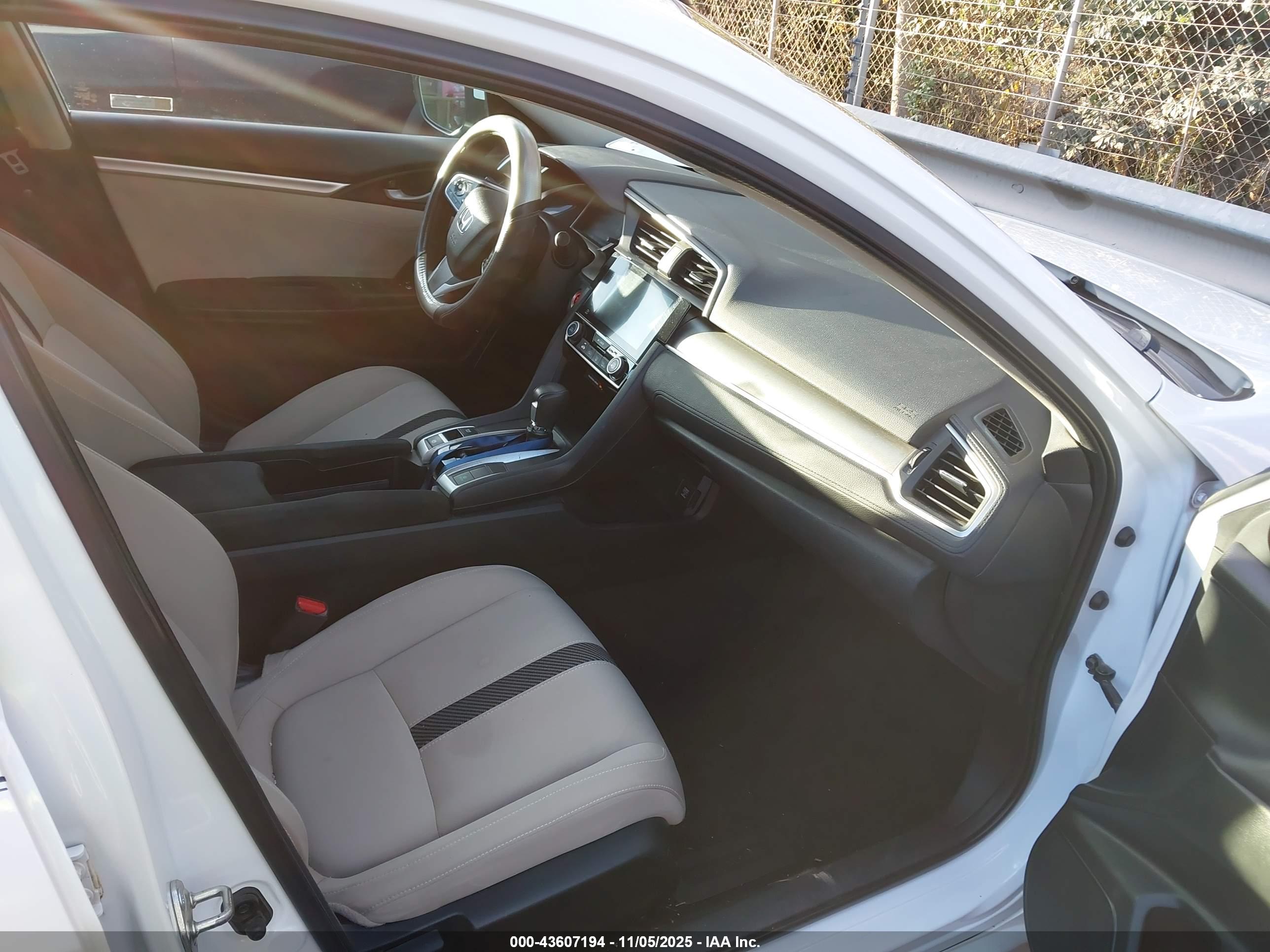 HONDA CIVIC image 5
