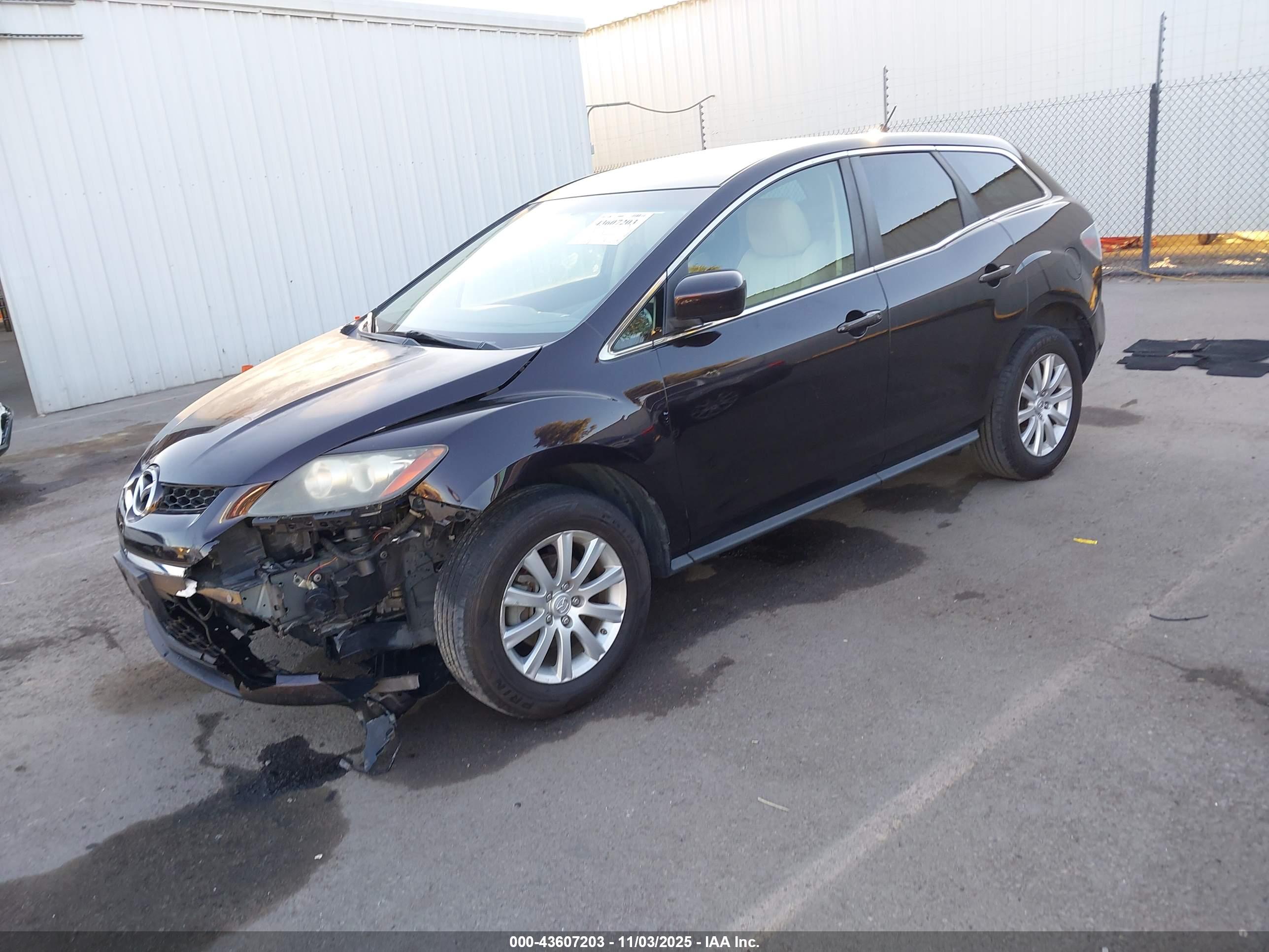 MAZDA CX-7 image 2