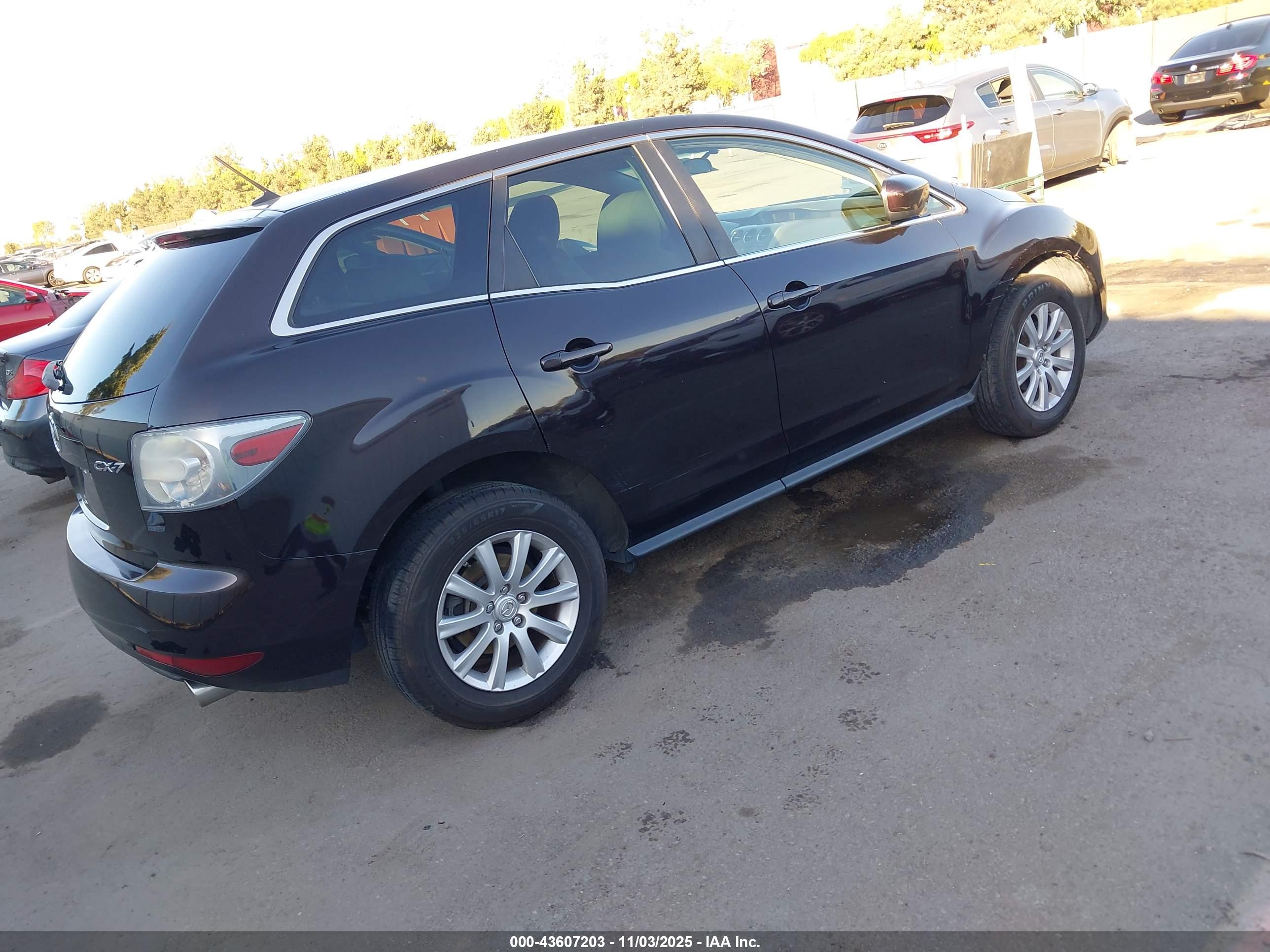 MAZDA CX-7 image 4