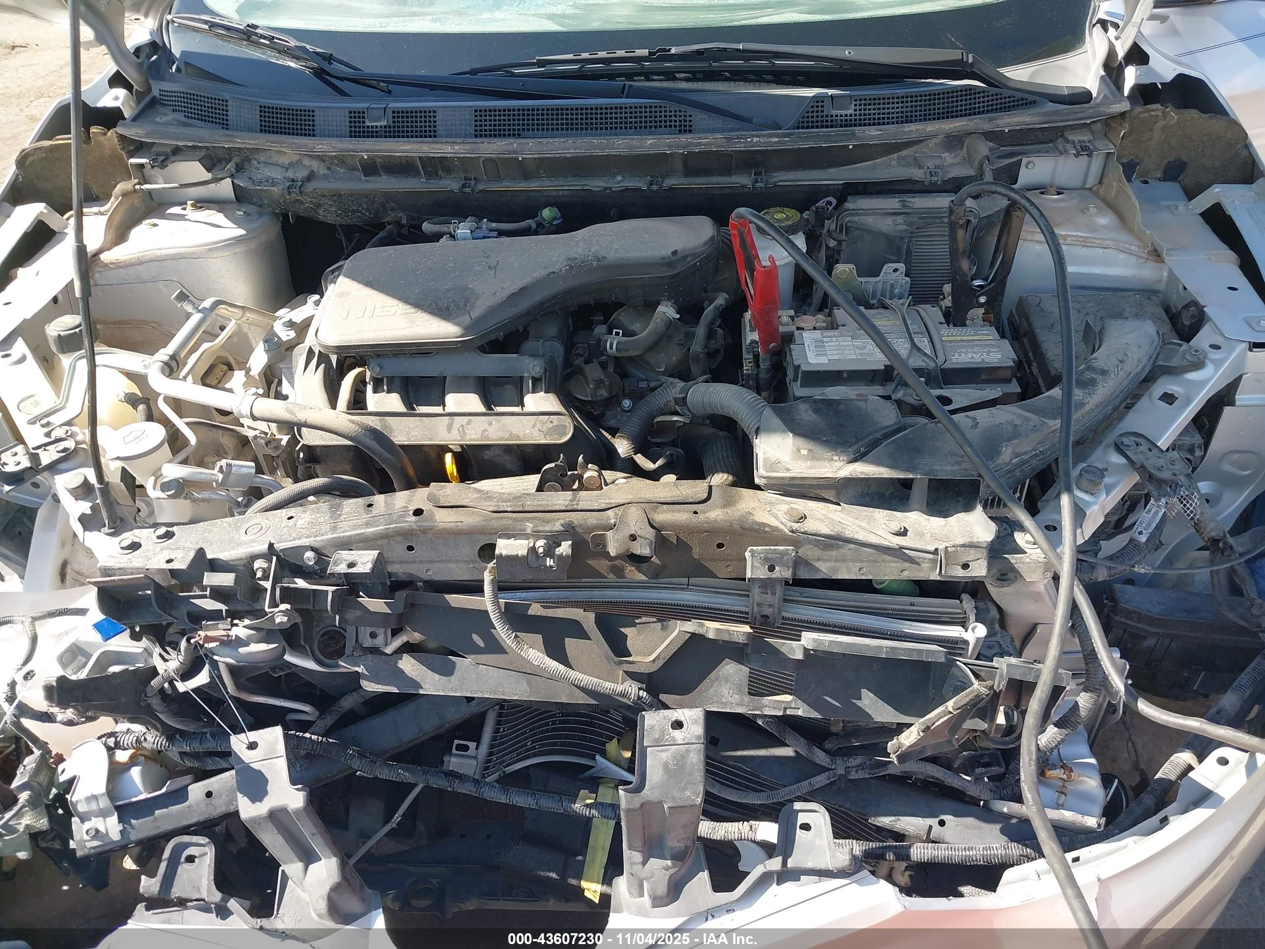 NISSAN ROGUE image 10