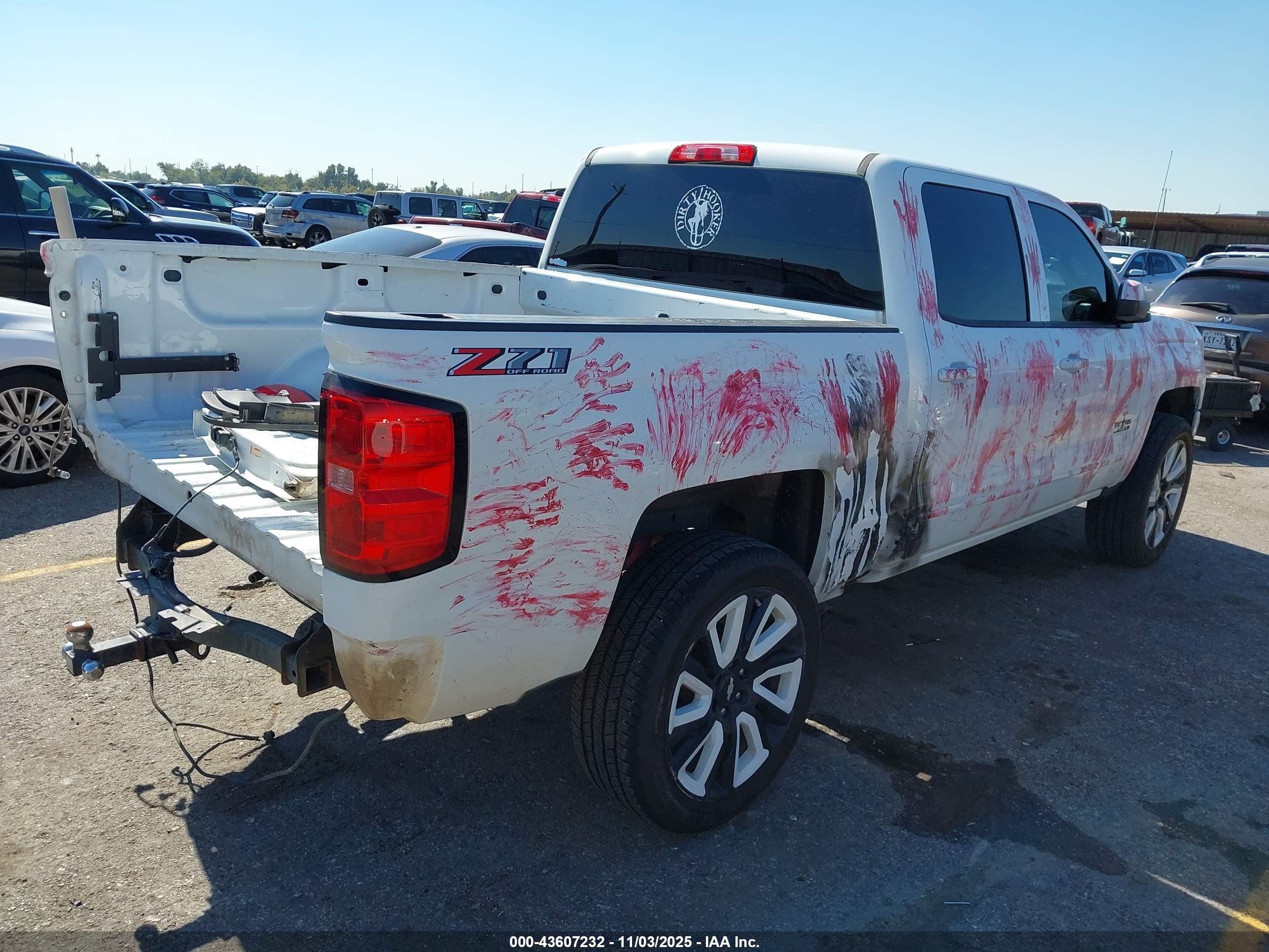 CHEVROLET SILVERADO image 4