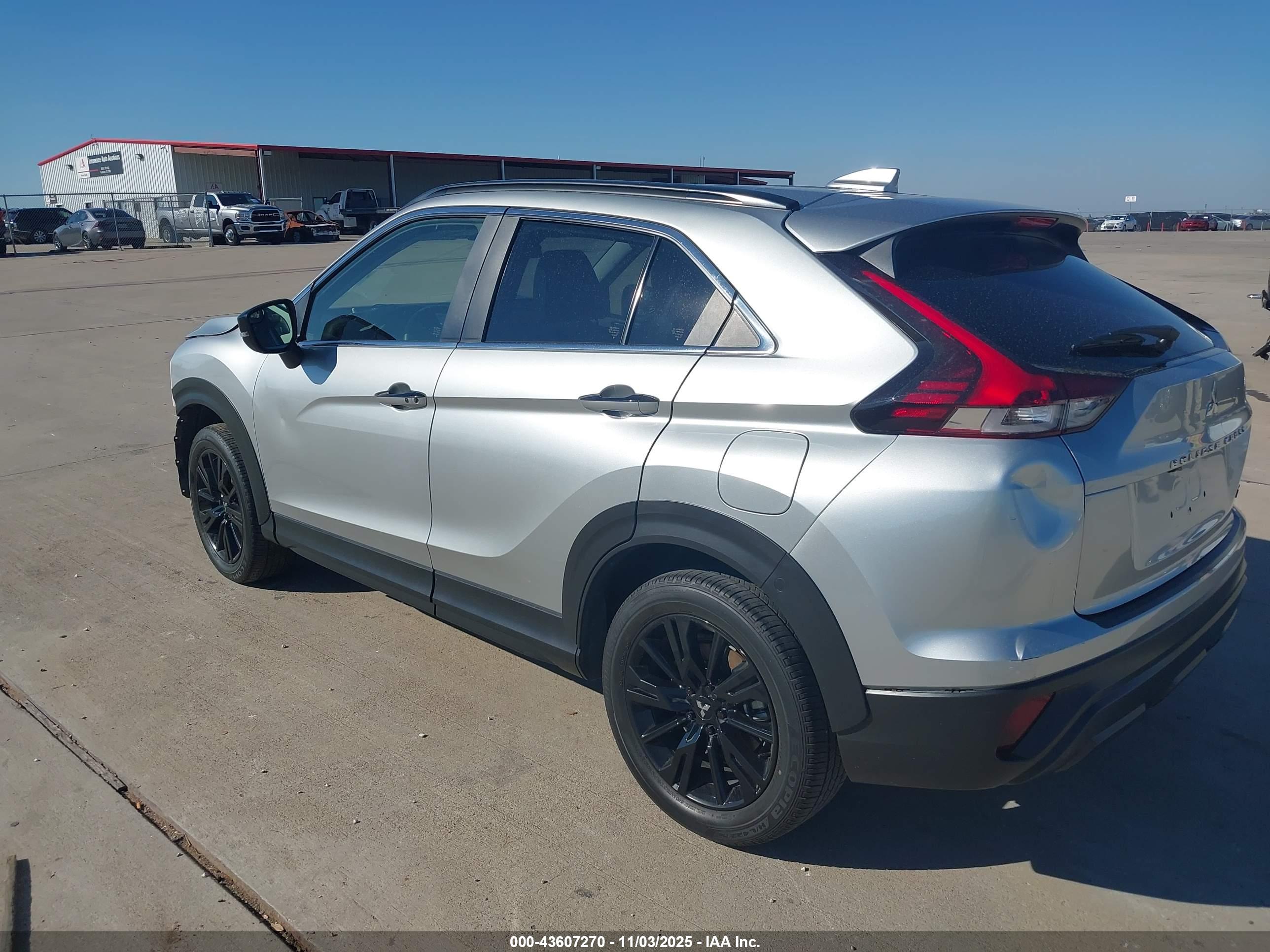 MITSUBISHI ECLIPSE image 3