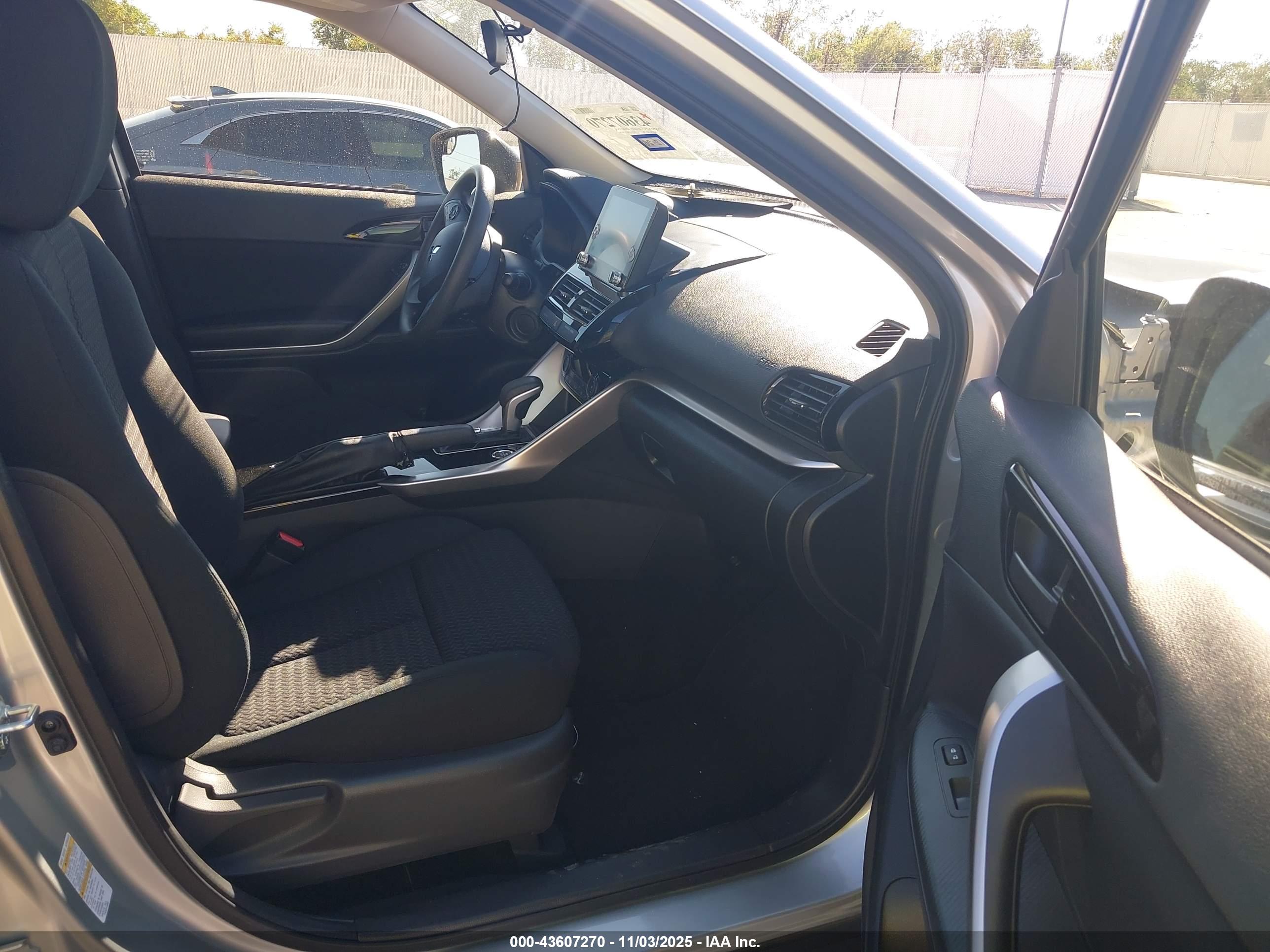 MITSUBISHI ECLIPSE image 5