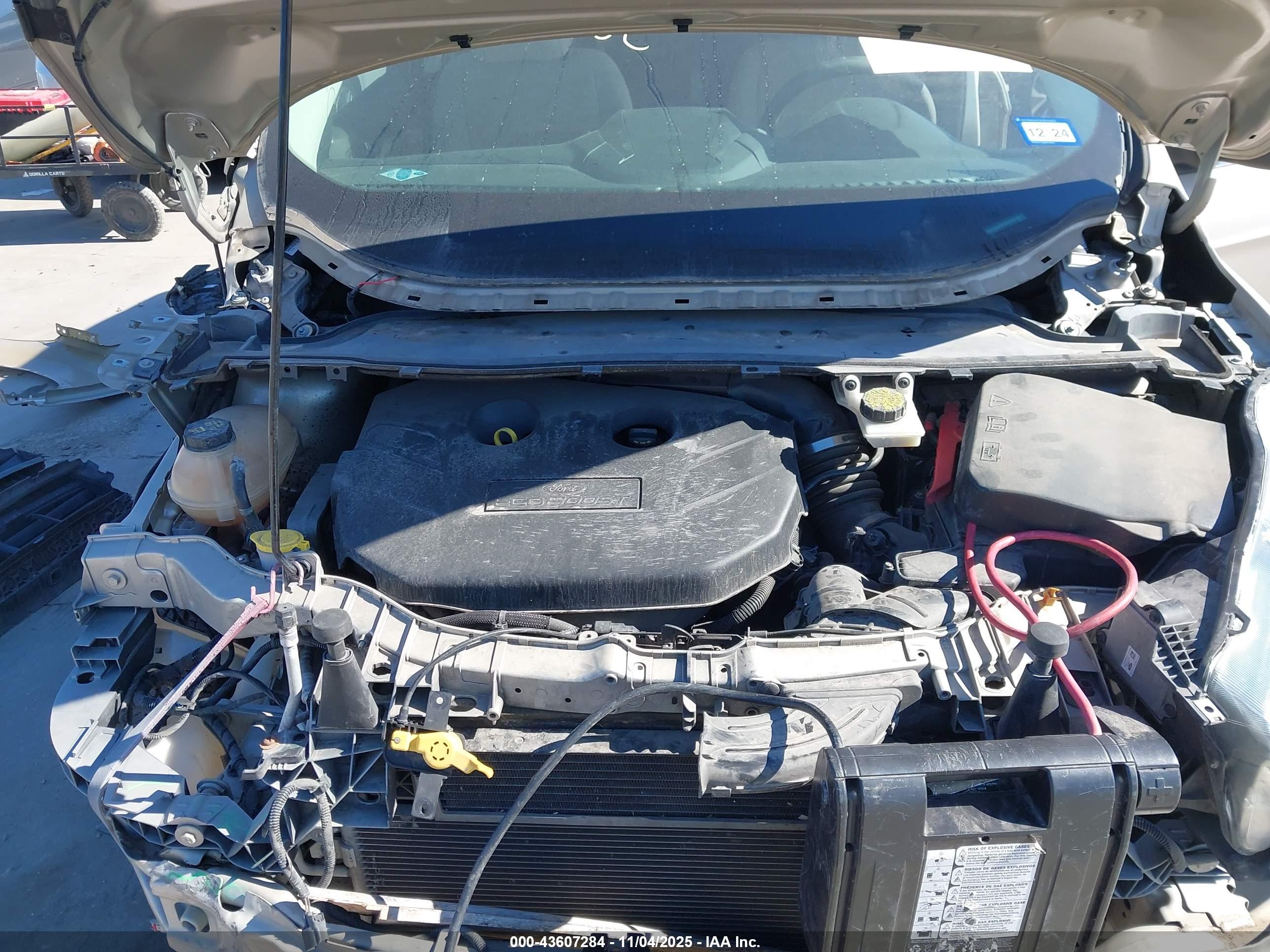 FORD ESCAPE image 10