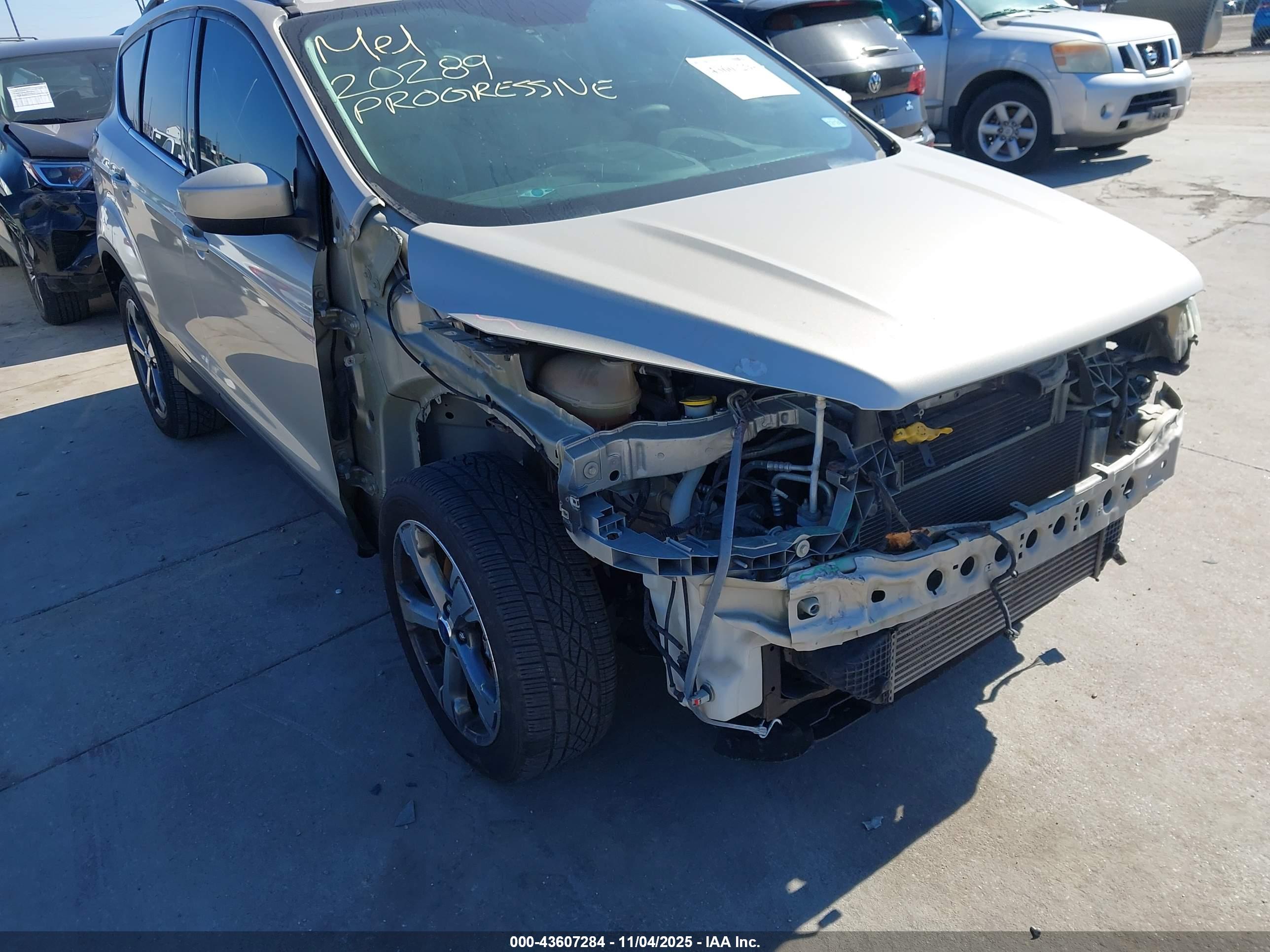 FORD ESCAPE image 6