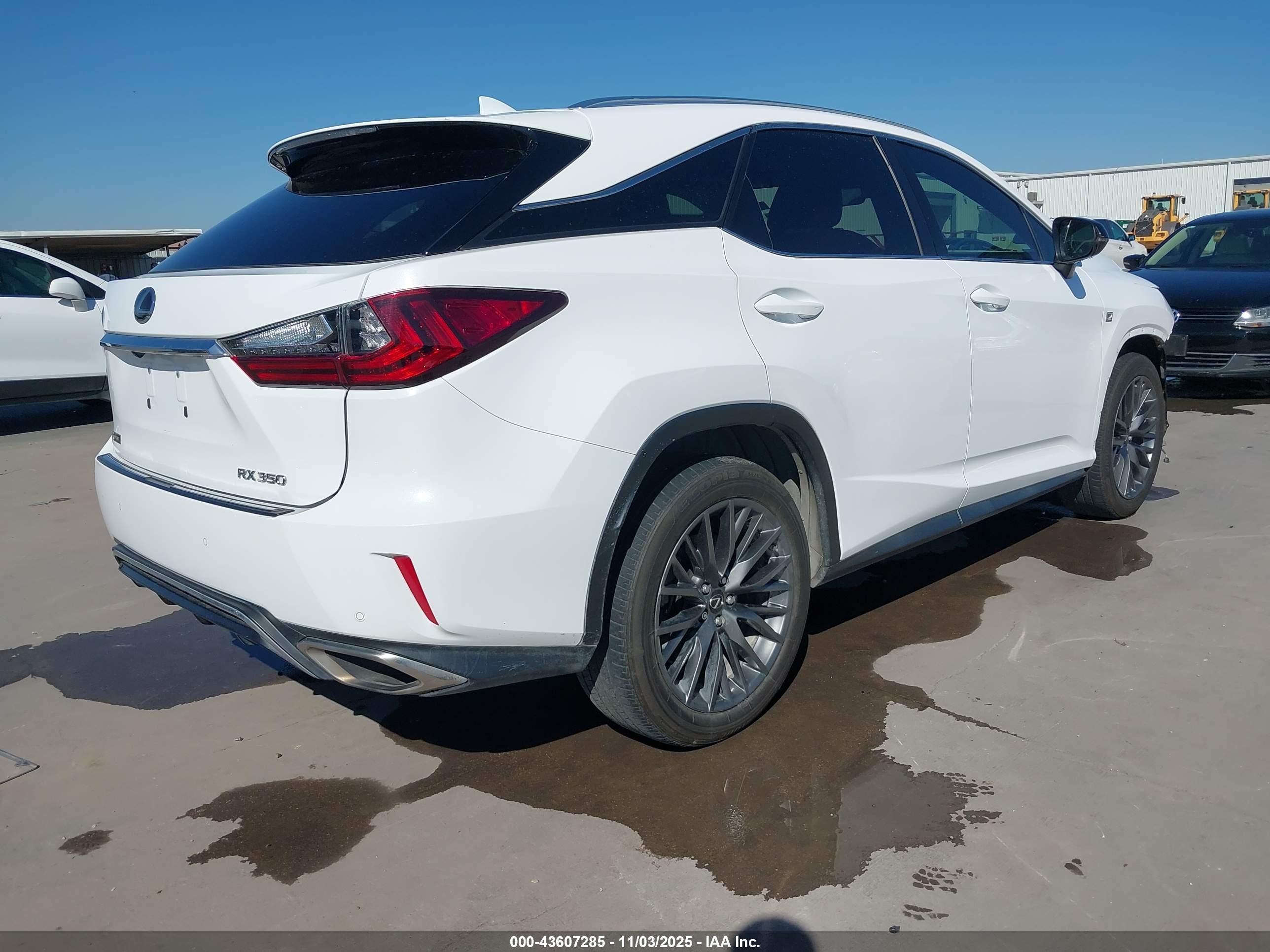 LEXUS RX image 4
