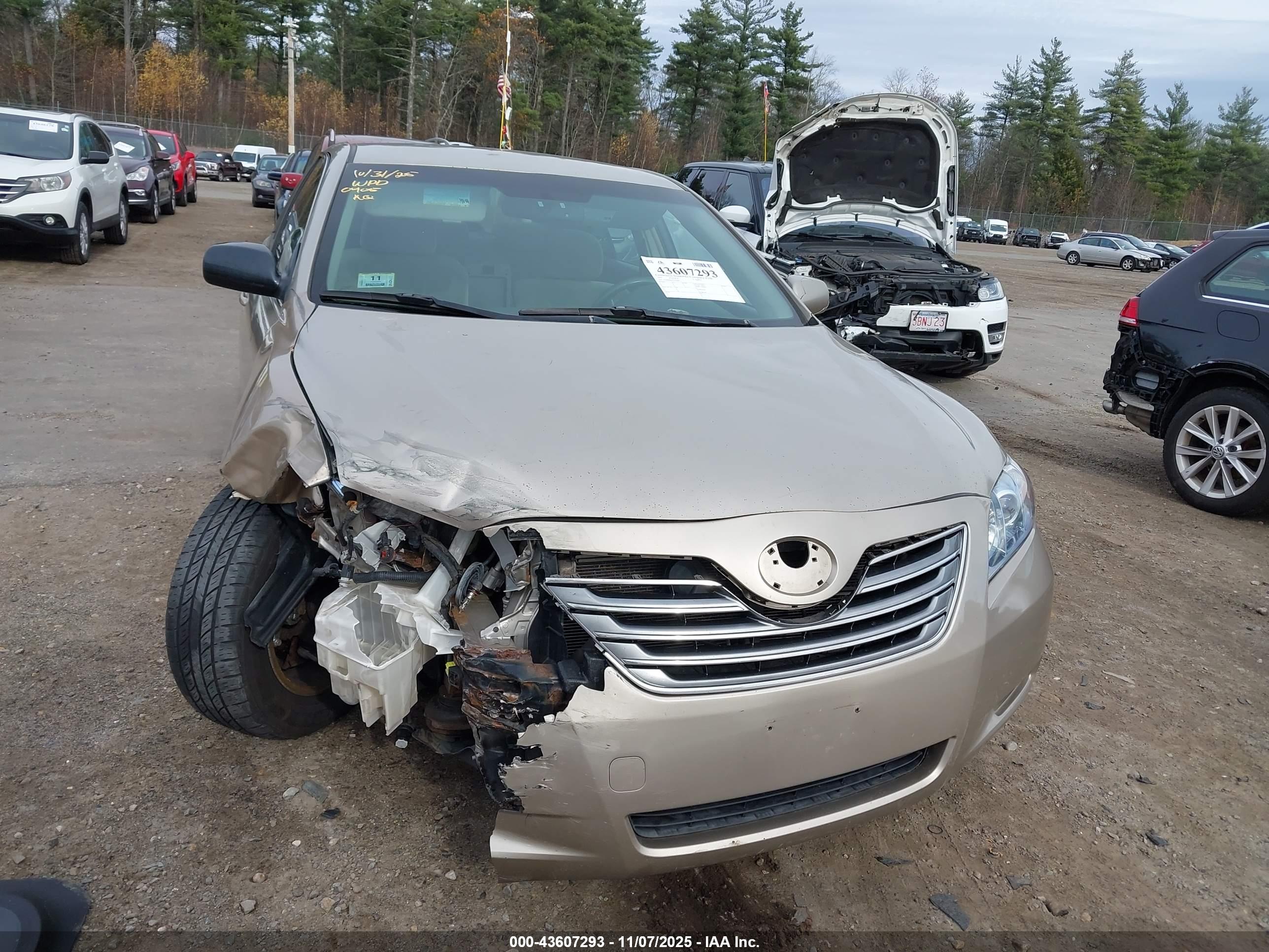 TOYOTA CAMRY image 6