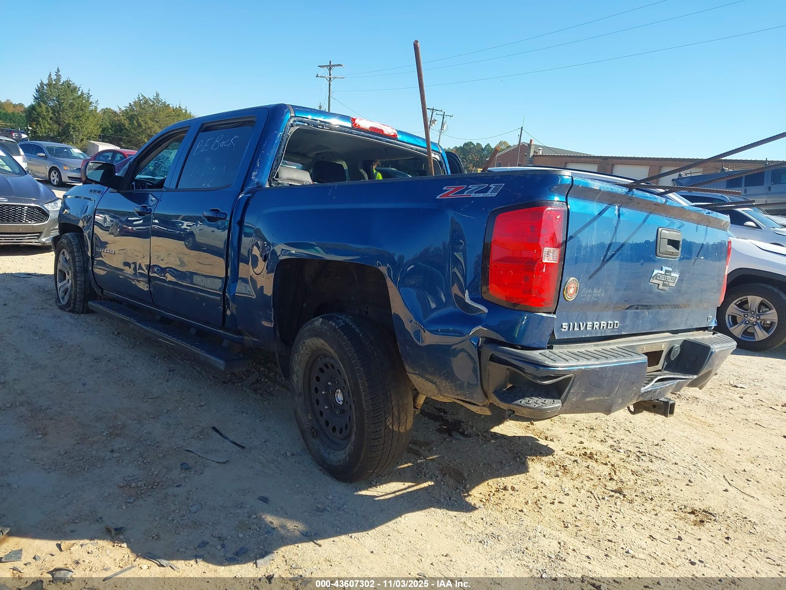 CHEVROLET SILVERADO image 3