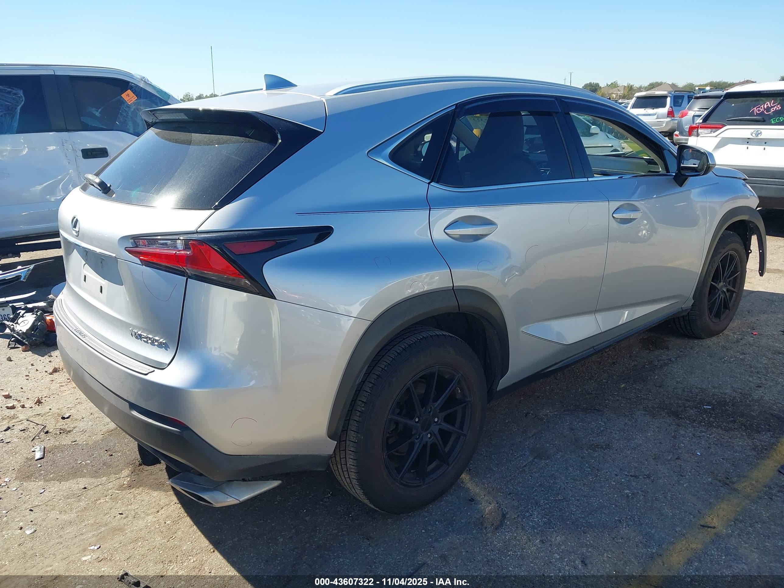 LEXUS NX image 4