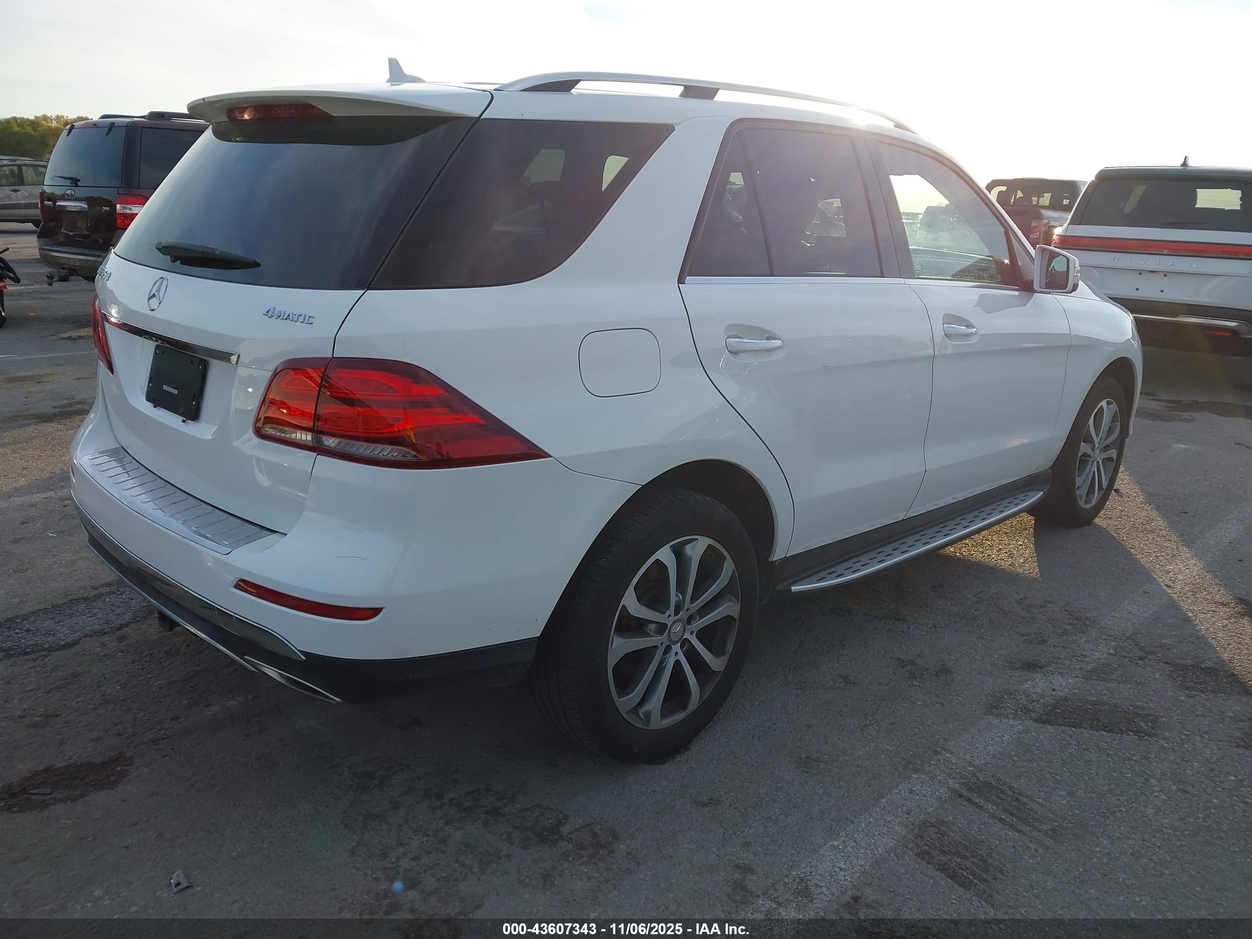 MERCEDES-BENZ GLE image 4