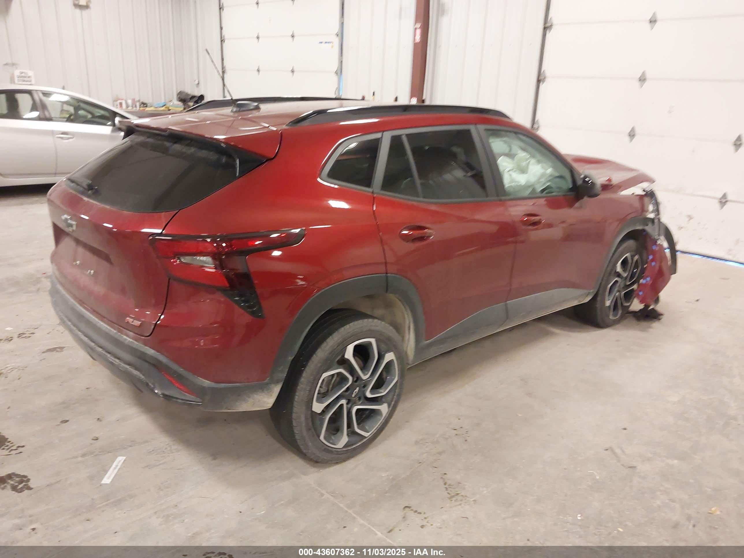 CHEVROLET TRAX image 4