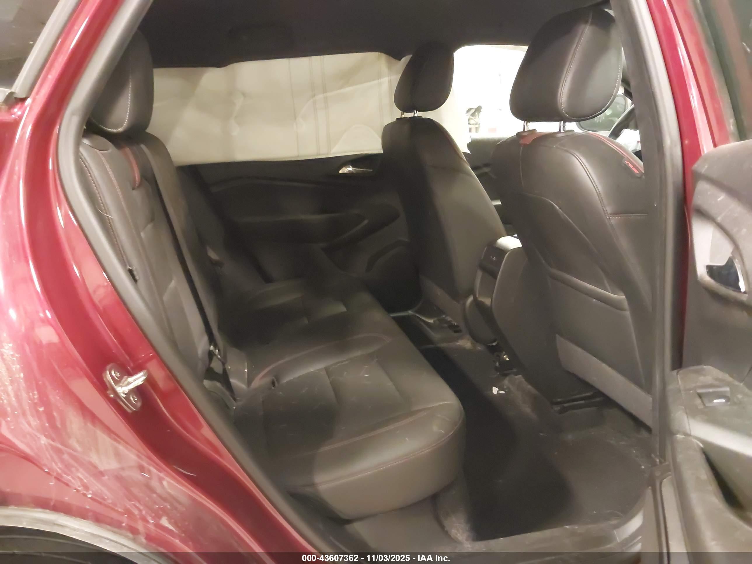 CHEVROLET TRAX image 8