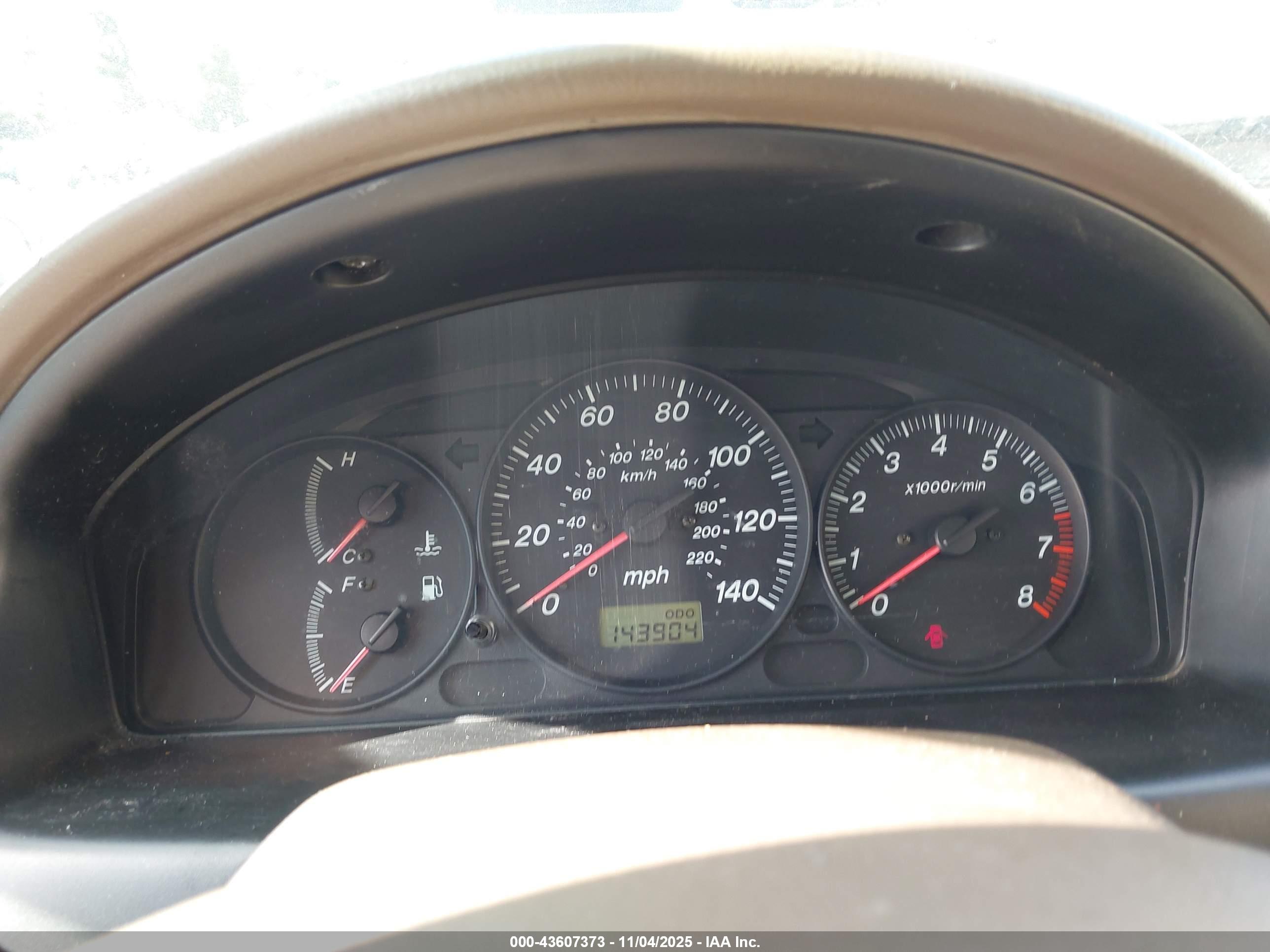 MAZDA PROTEGE image 7
