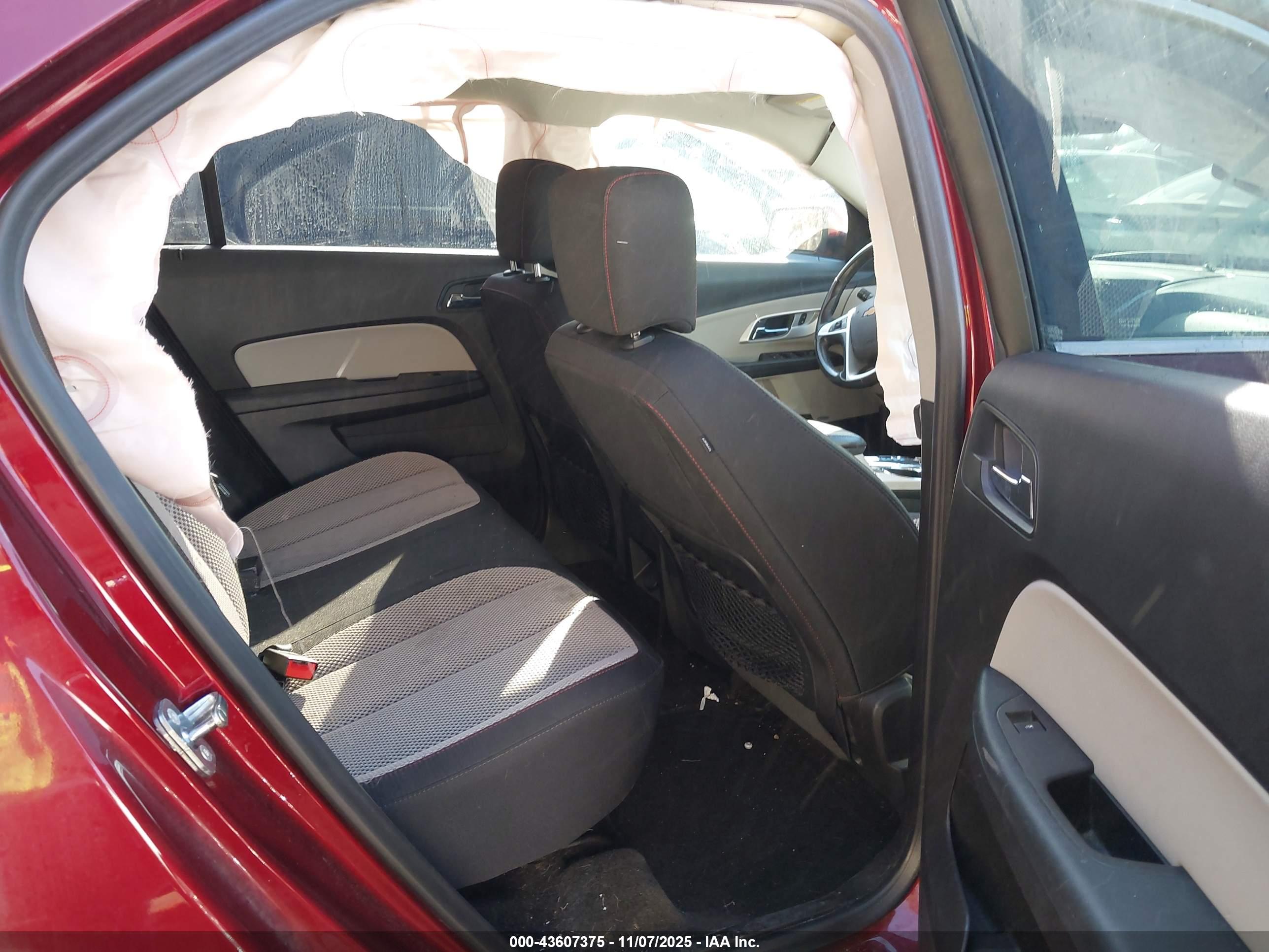 CHEVROLET EQUINOX image 8