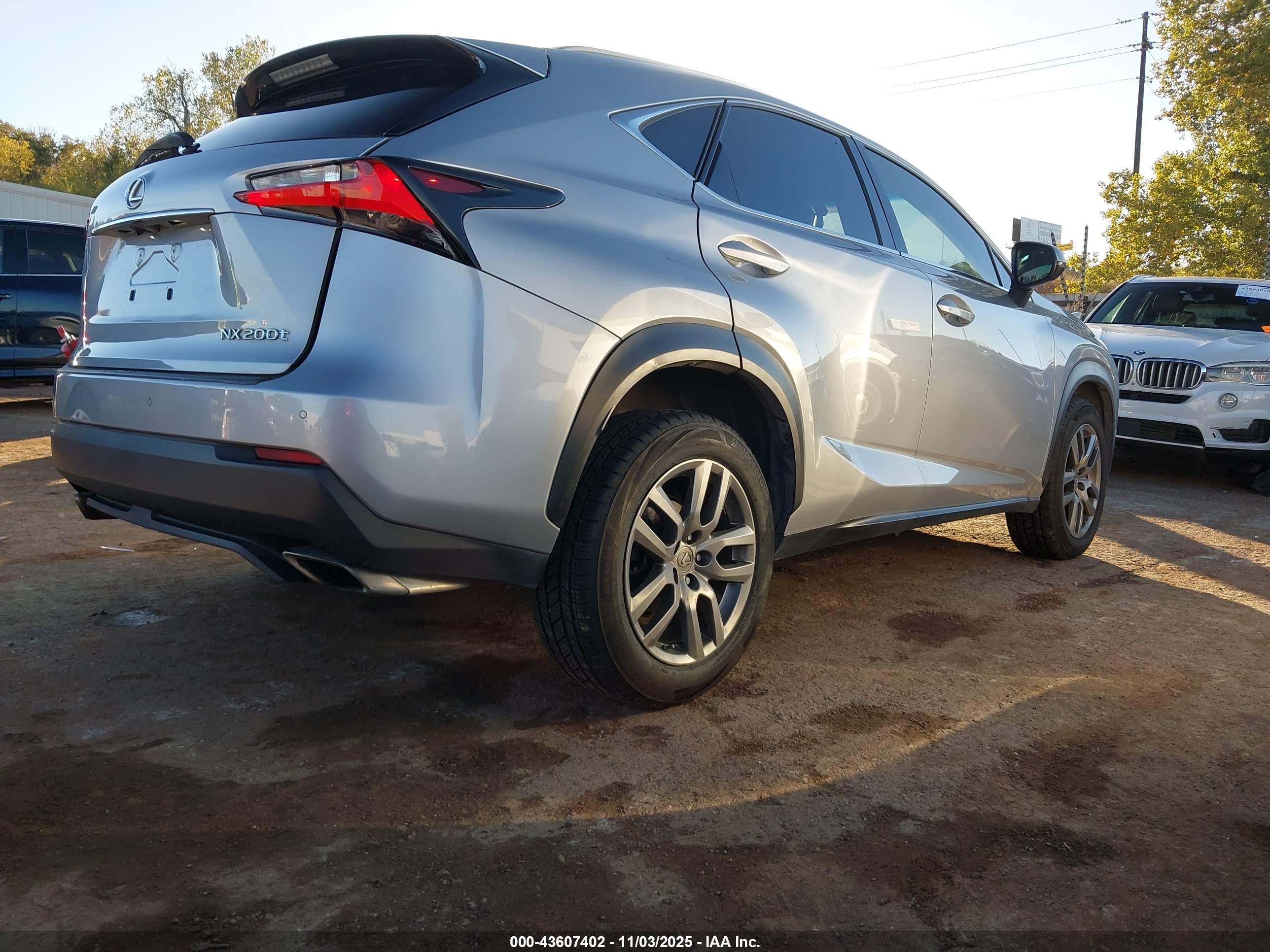 LEXUS NX image 4