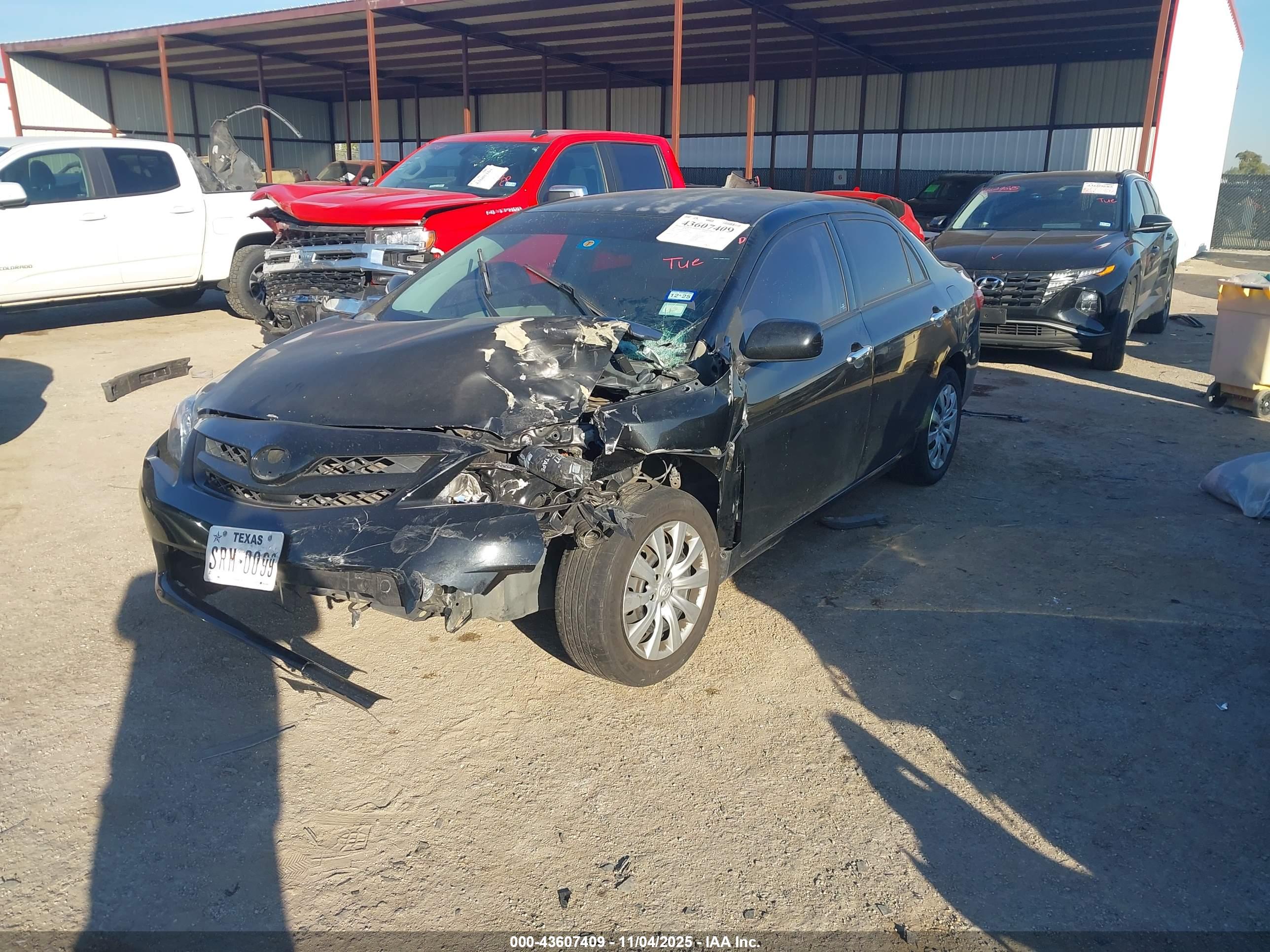 TOYOTA COROLLA image 2