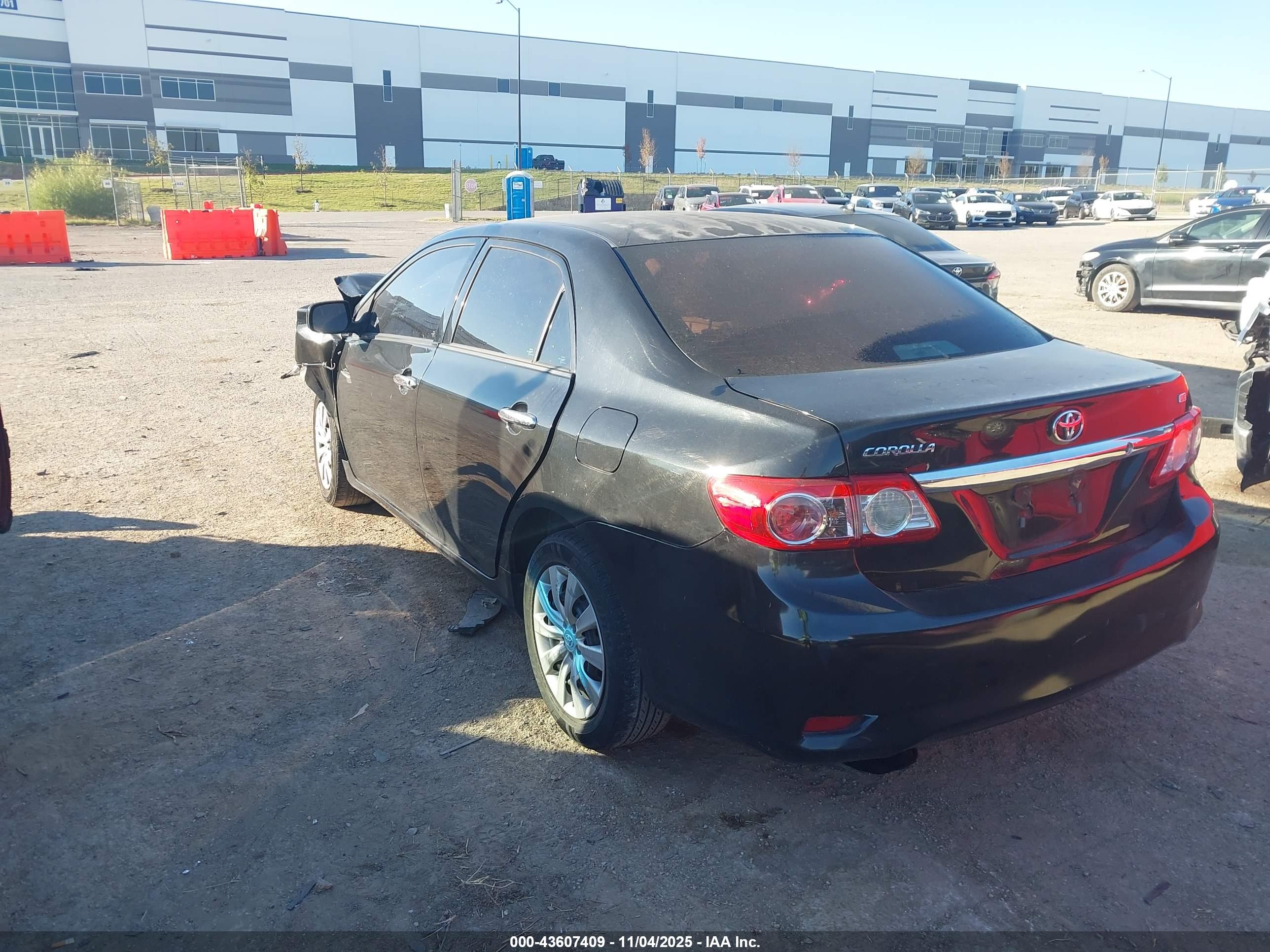 TOYOTA COROLLA image 3