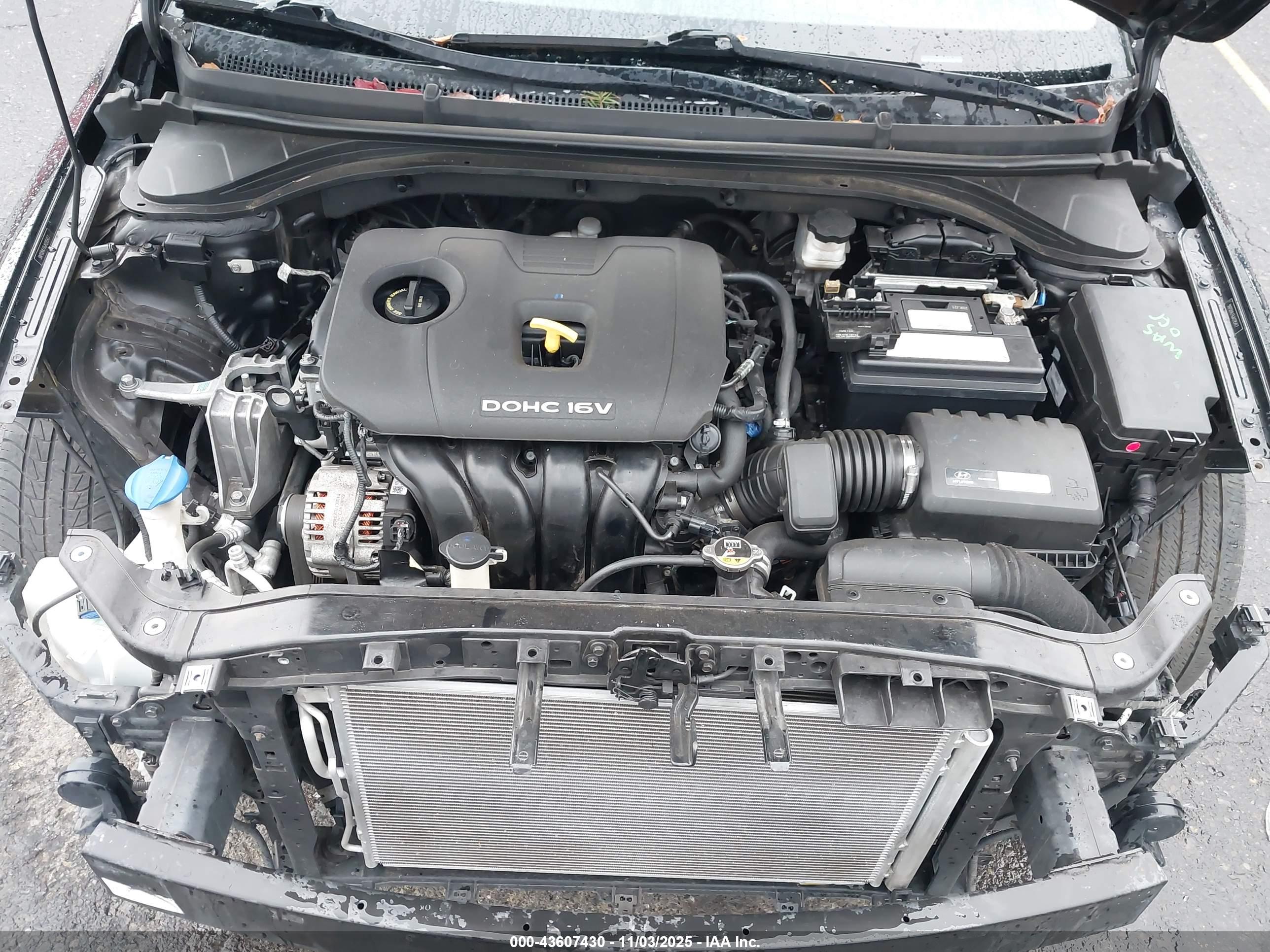 HYUNDAI ELANTRA image 10