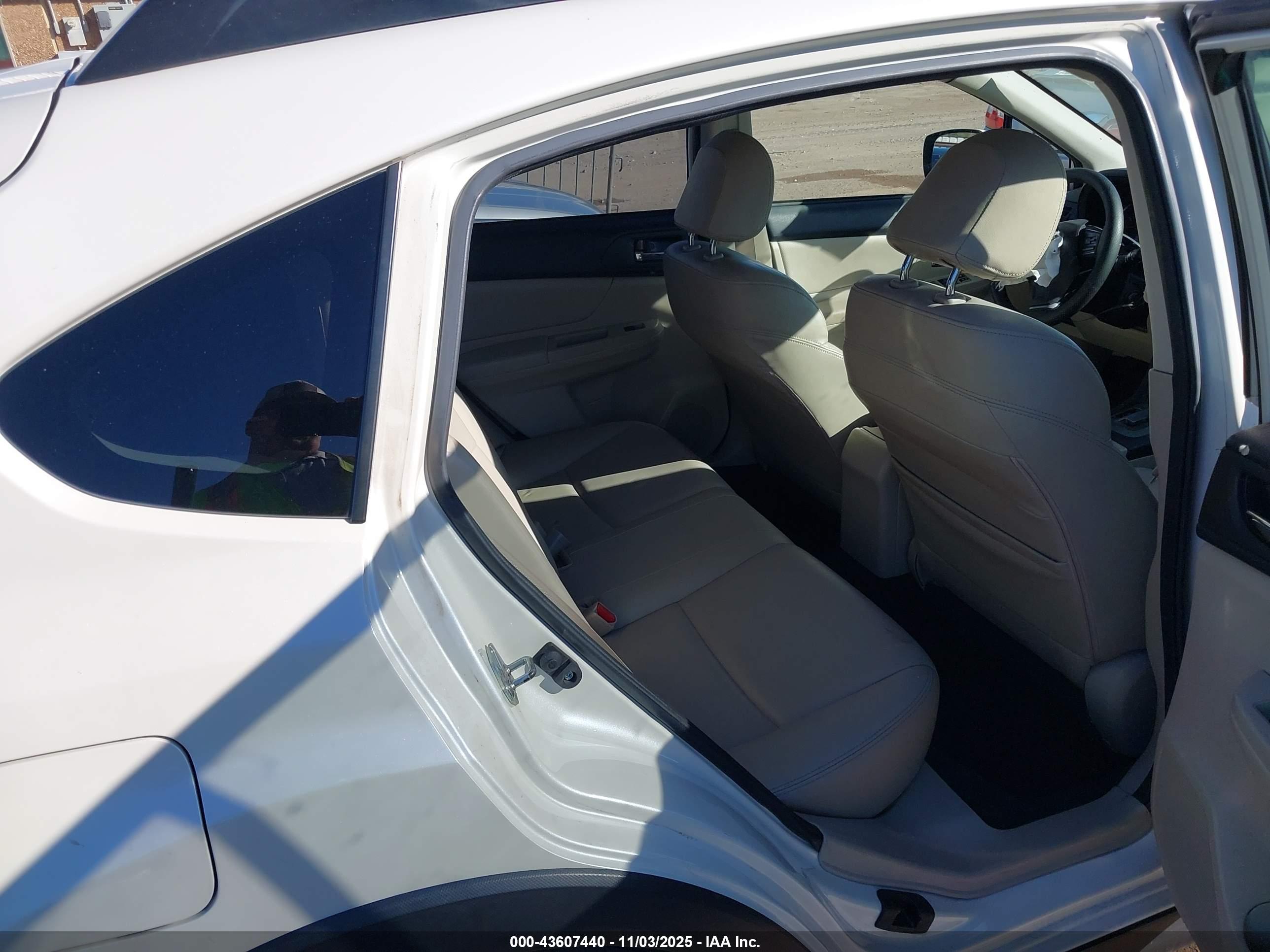 SUBARU XV image 8