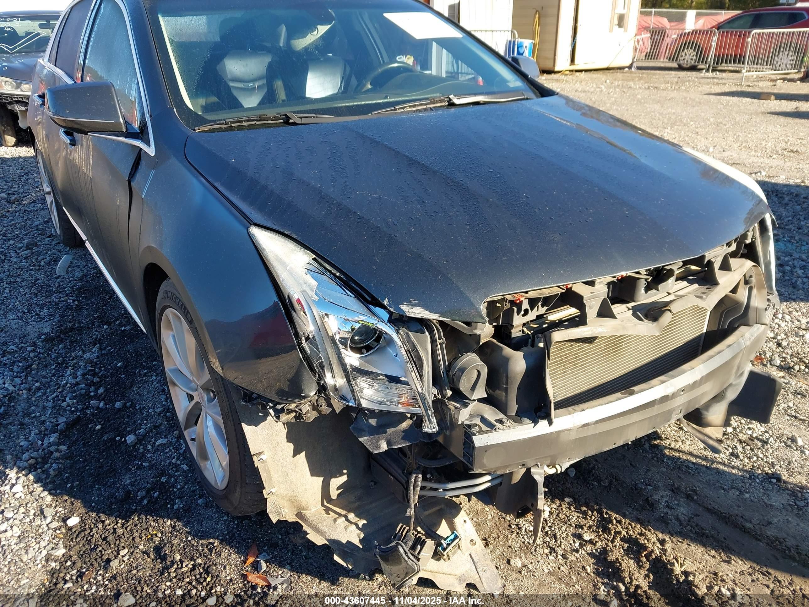 CADILLAC XTS image 6