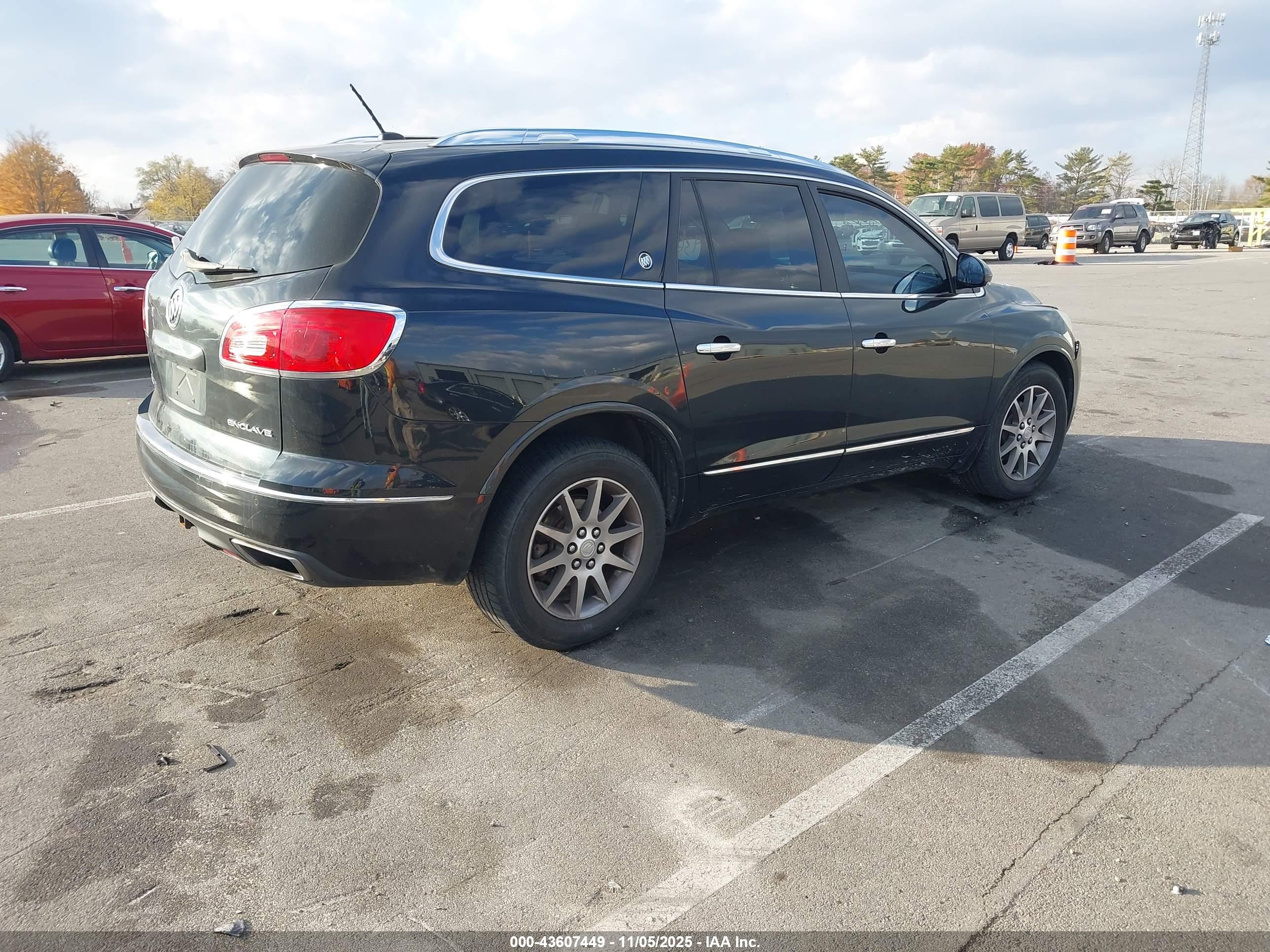 BUICK ENCLAVE image 4