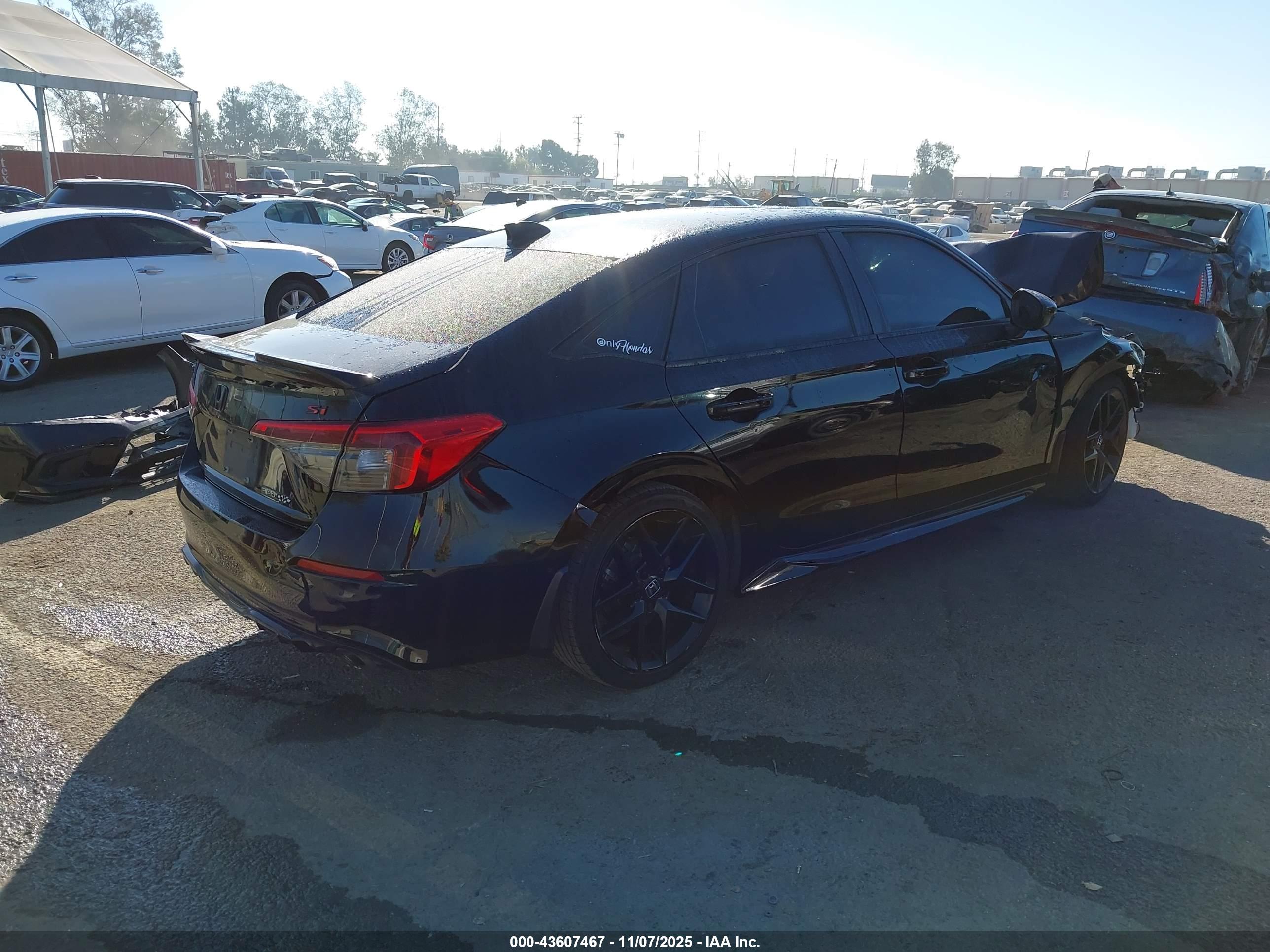 HONDA CIVIC image 4