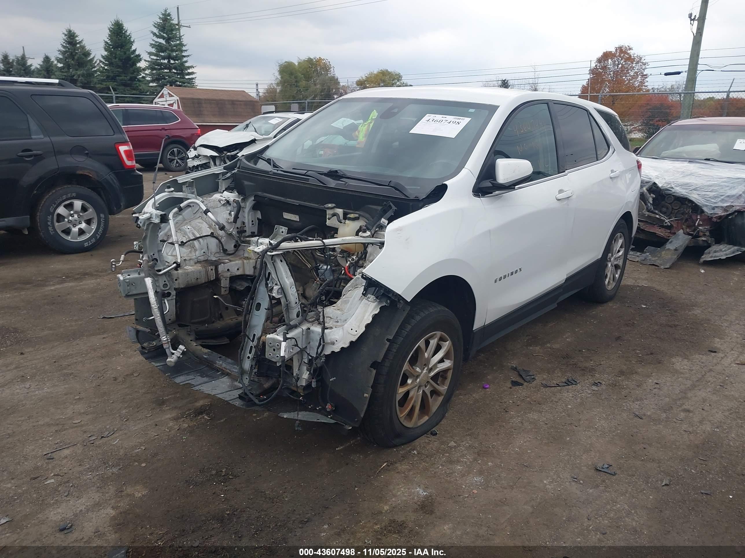 CHEVROLET EQUINOX image 2