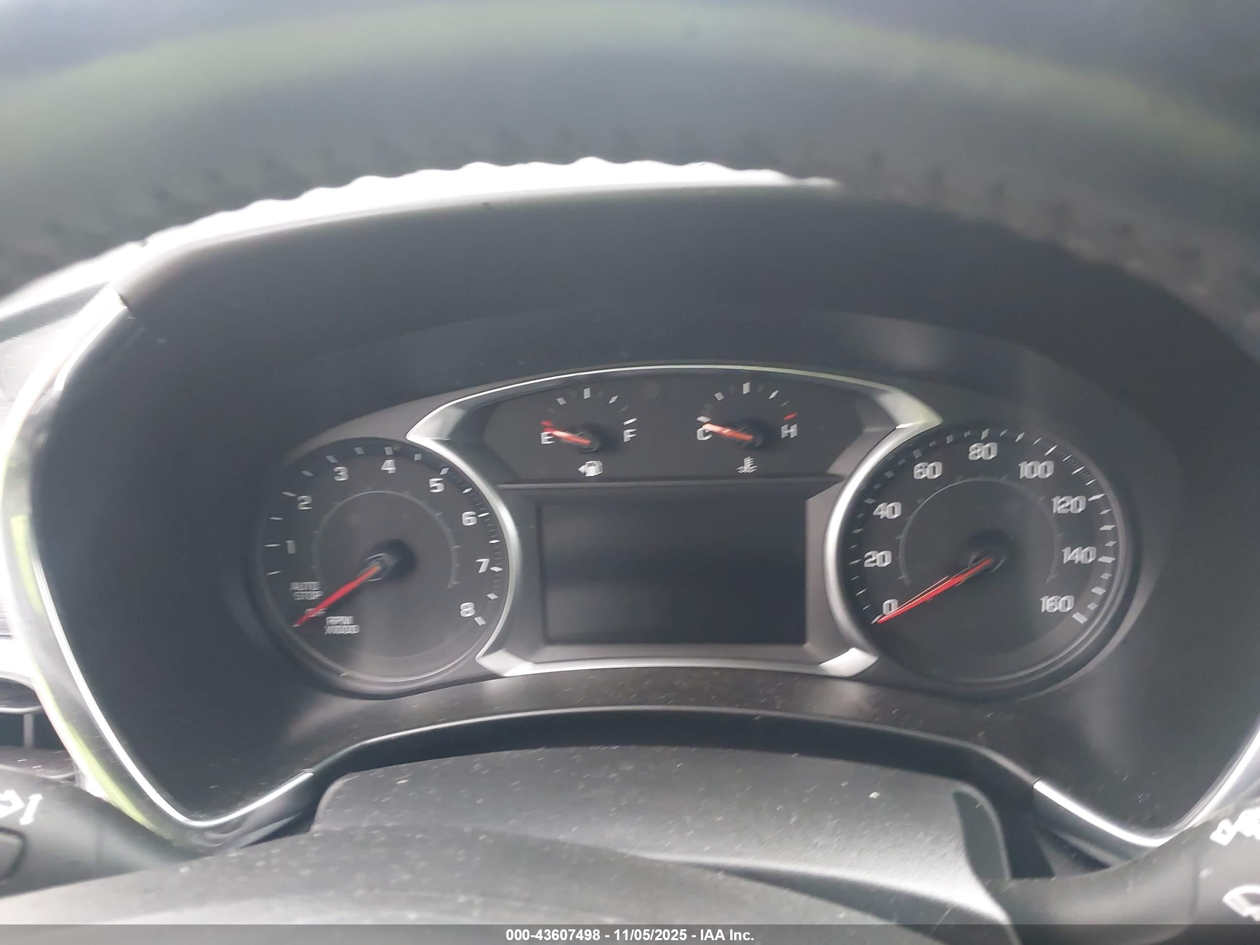 CHEVROLET EQUINOX image 7