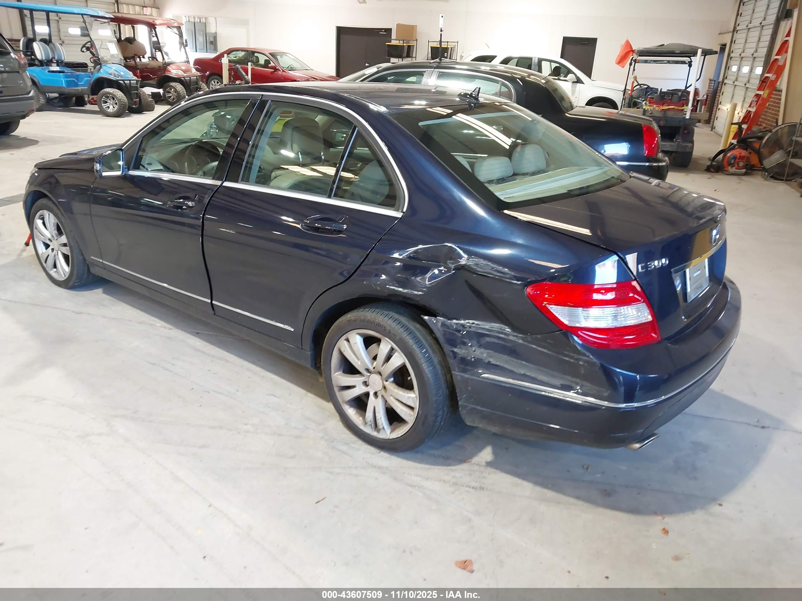 MERCEDES-BENZ C image 3