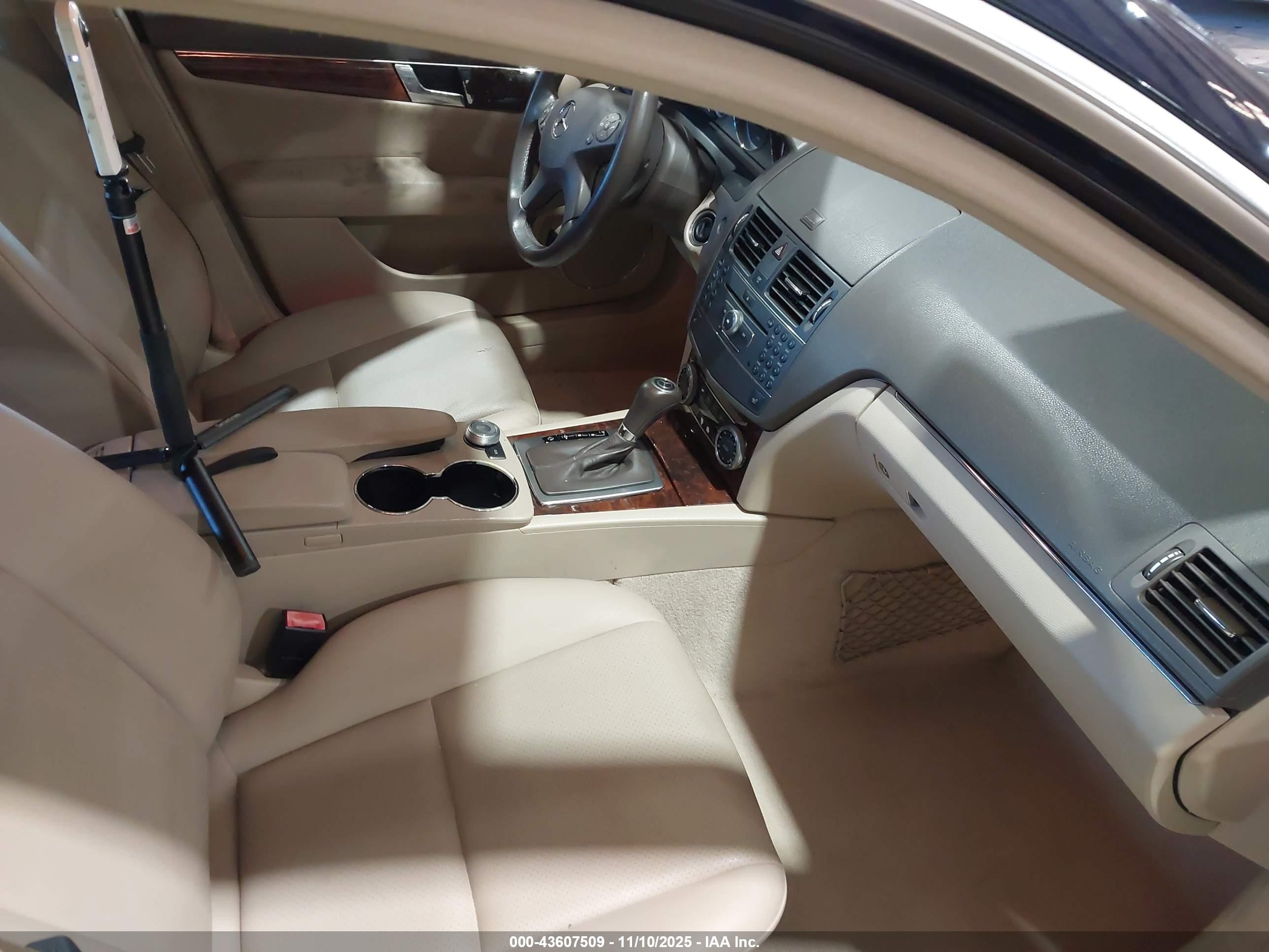 MERCEDES-BENZ C image 5