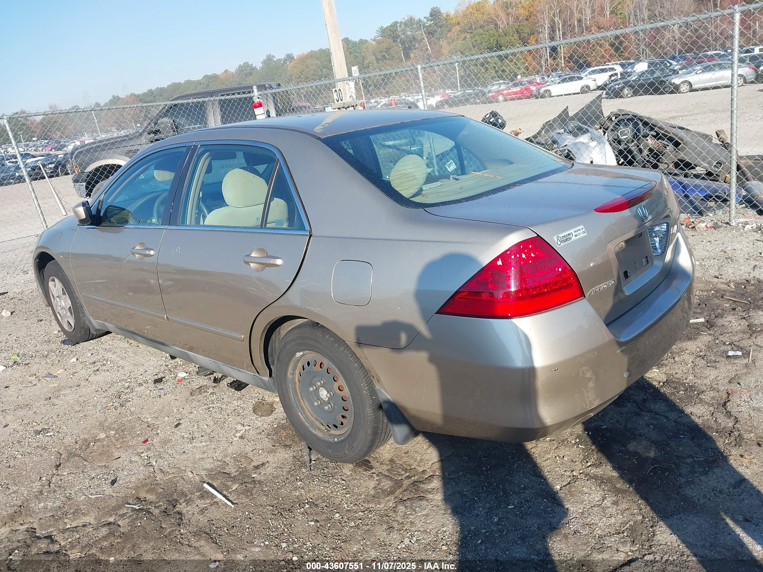 HONDA ACCORD image 3