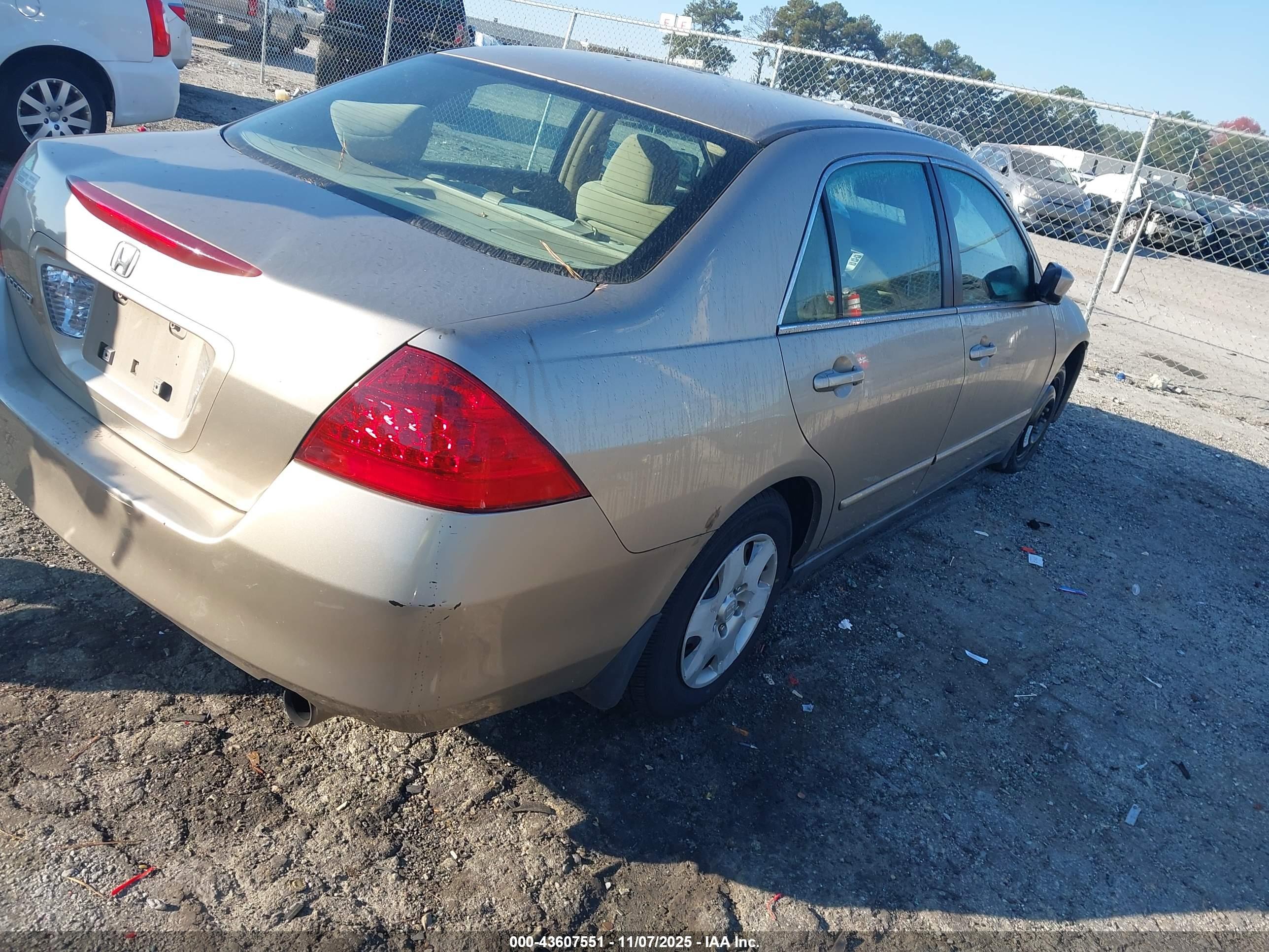HONDA ACCORD image 4